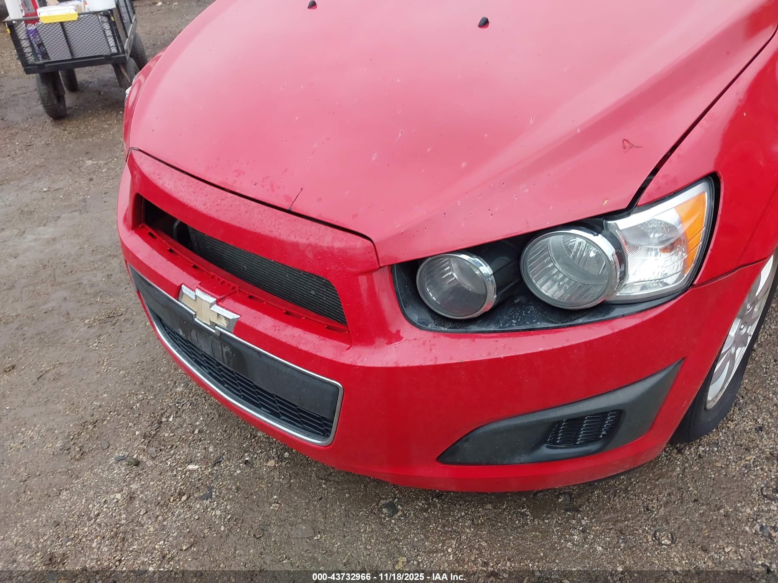 CHEVROLET SONIC image 6