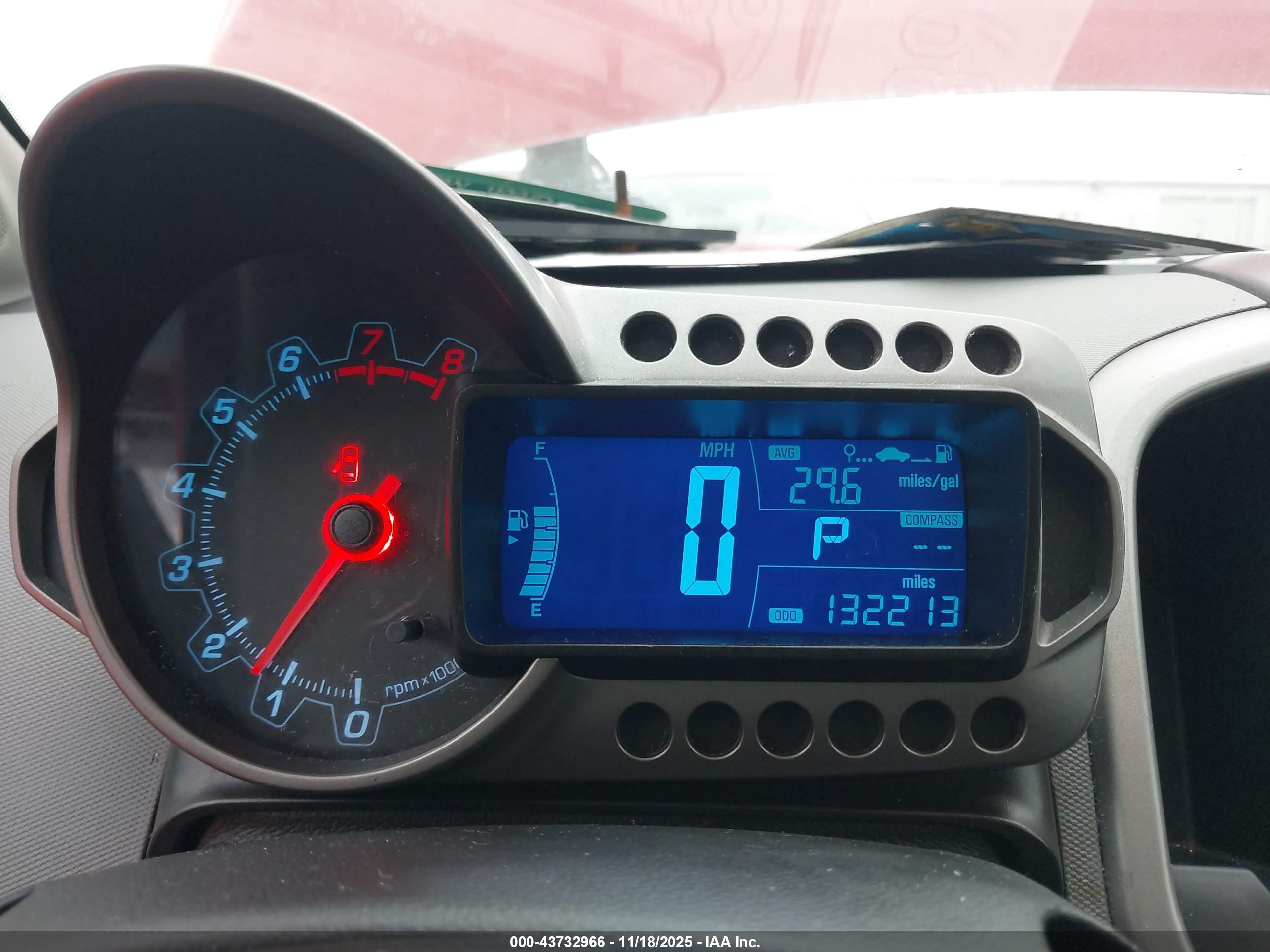 CHEVROLET SONIC image 7