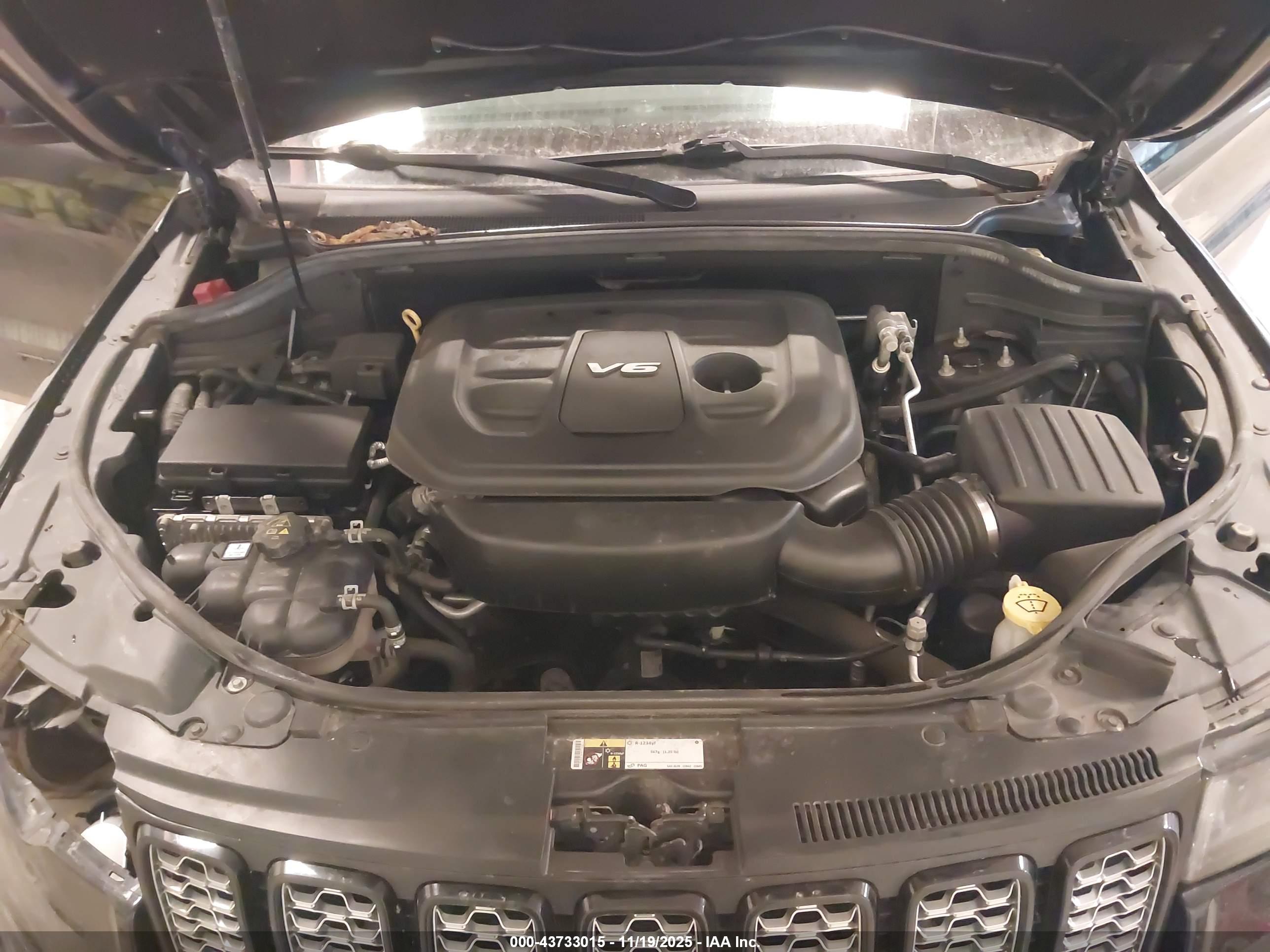 JEEP GRAND image 10