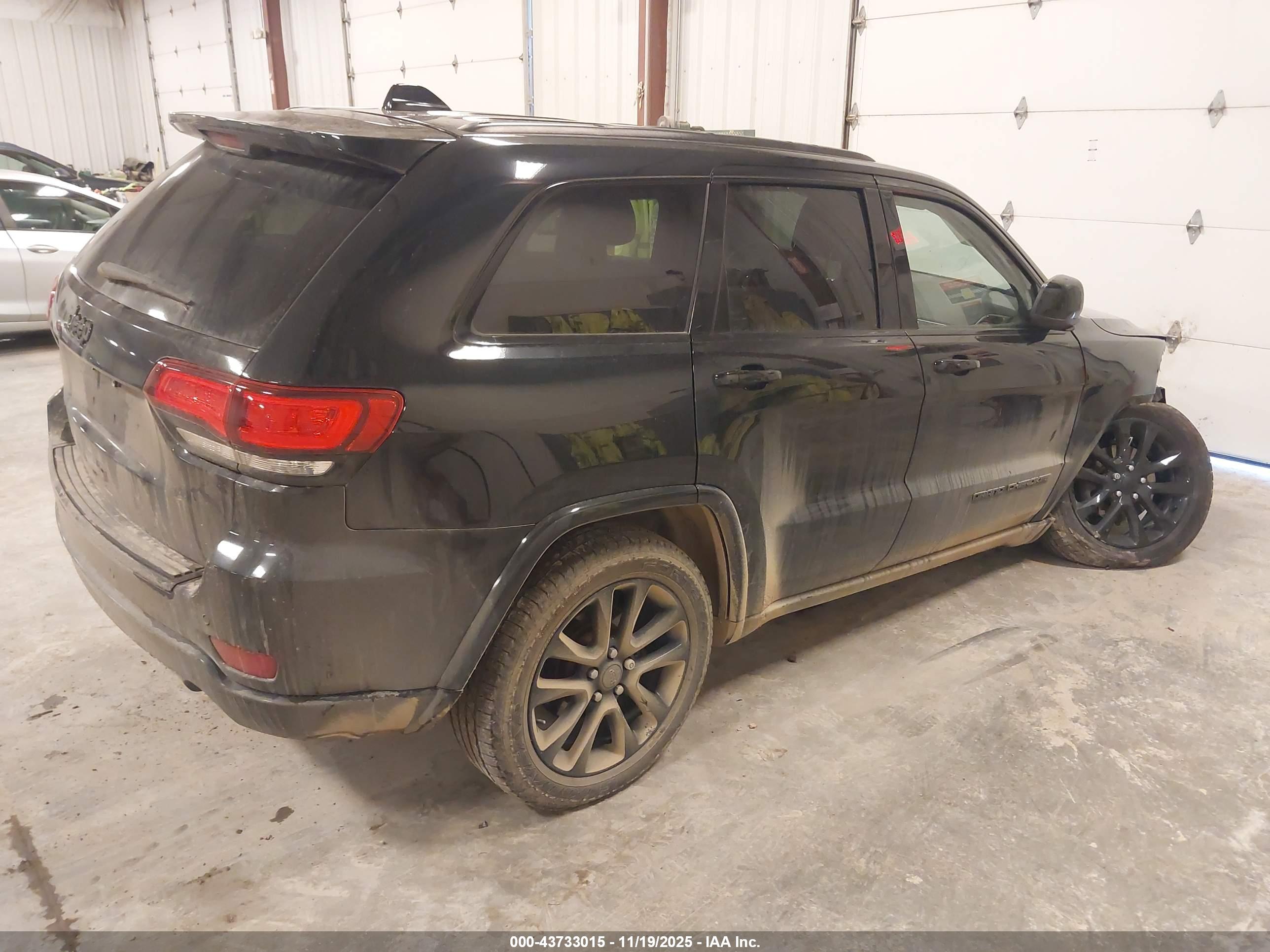 JEEP GRAND image 4