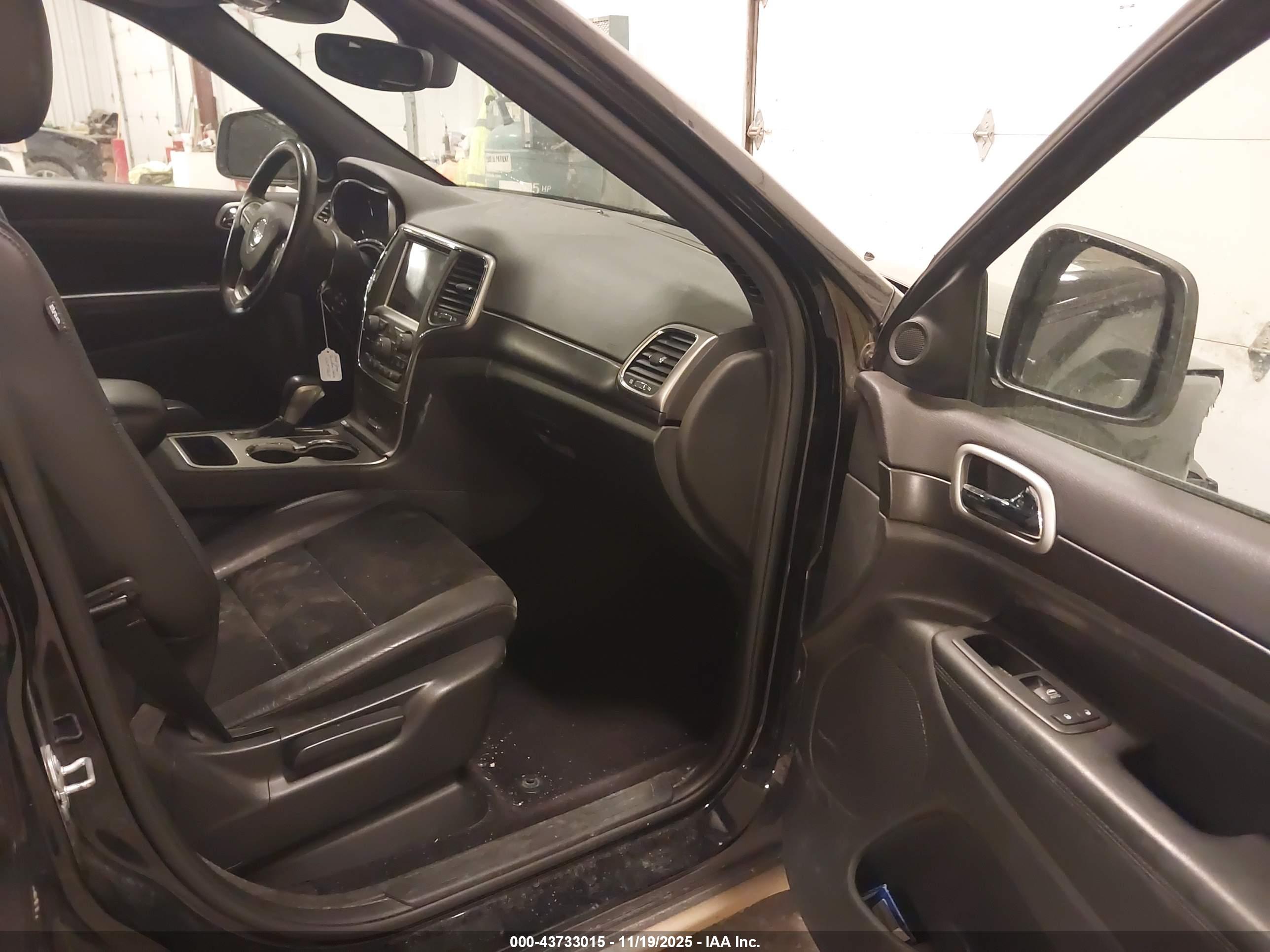 JEEP GRAND image 5
