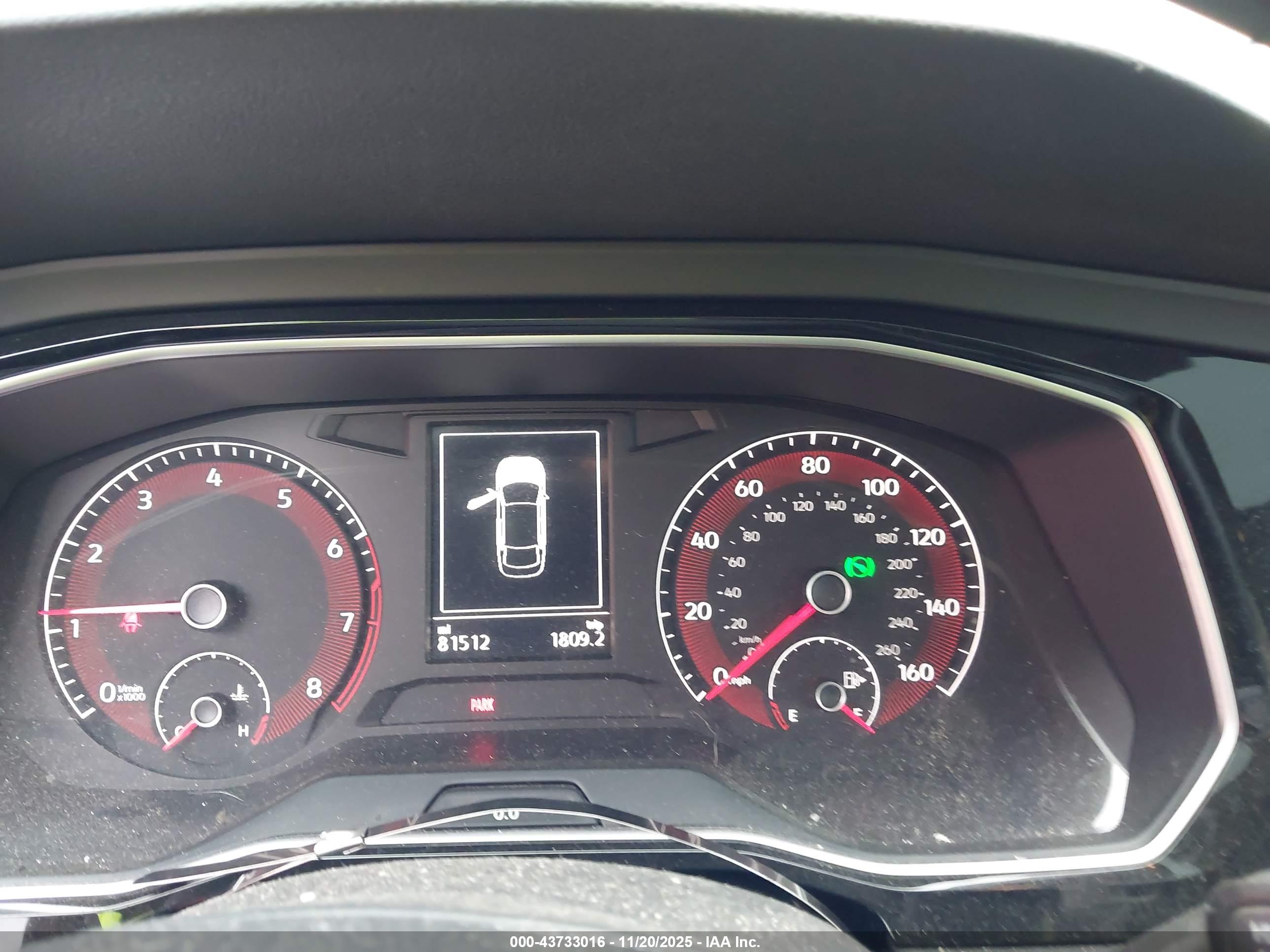 VOLKSWAGEN JETTA image 7