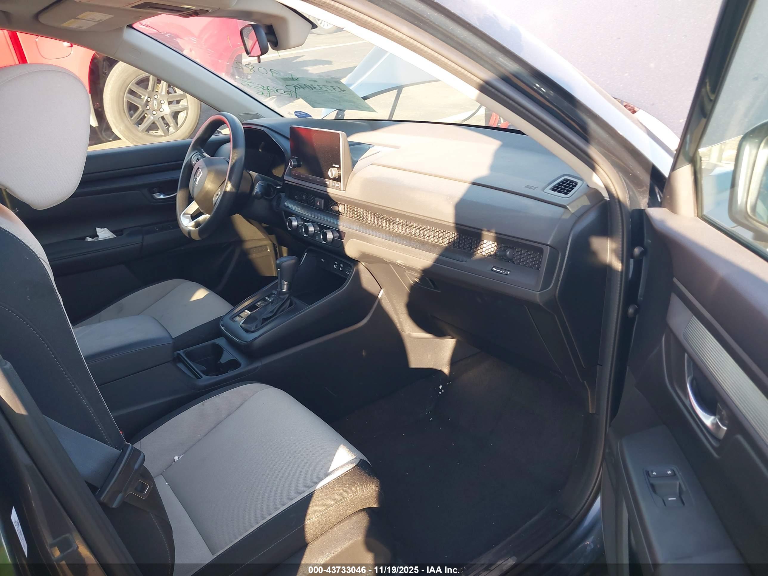 HONDA CR-V image 5