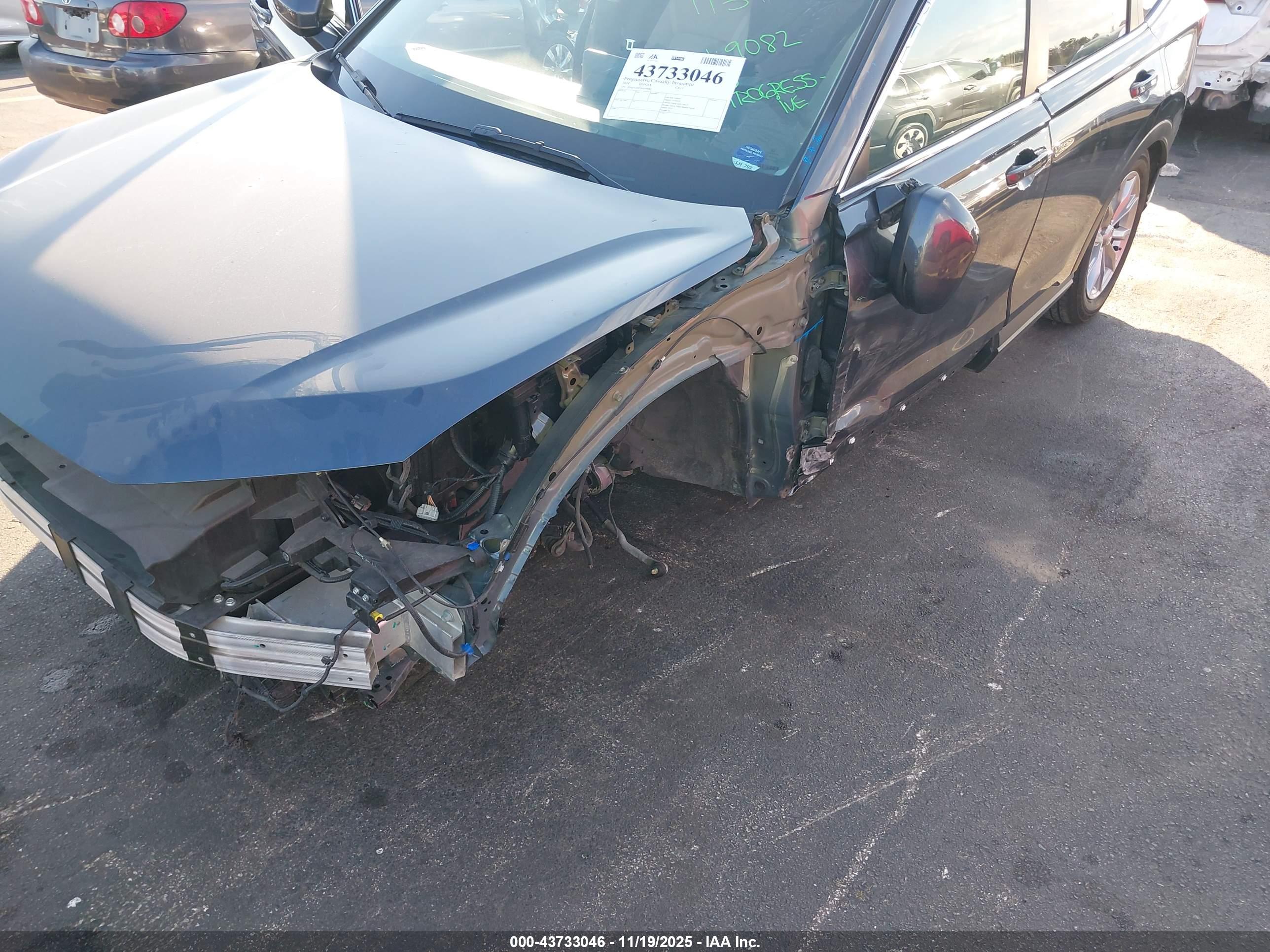 HONDA CR-V image 6