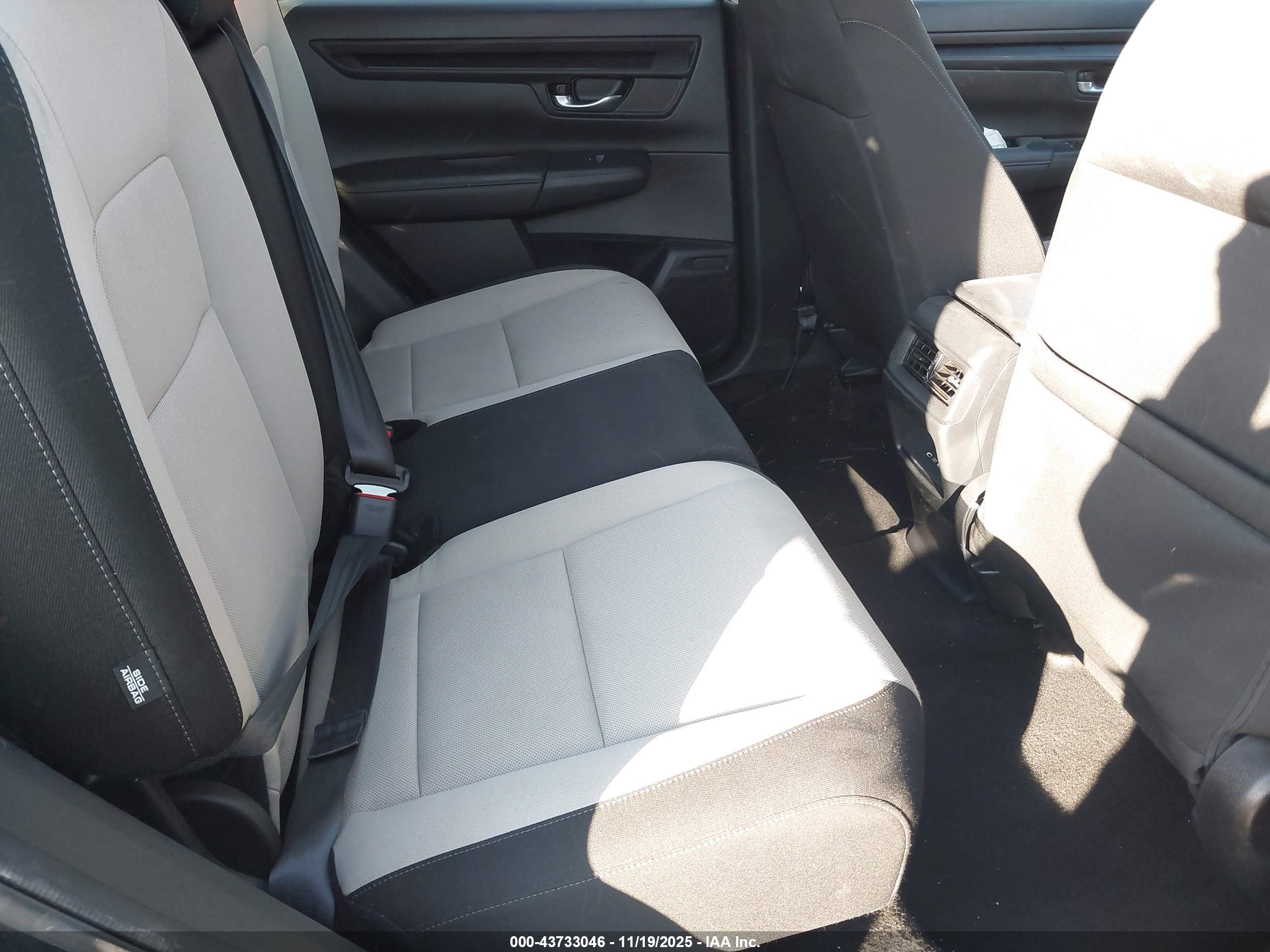 HONDA CR-V image 8