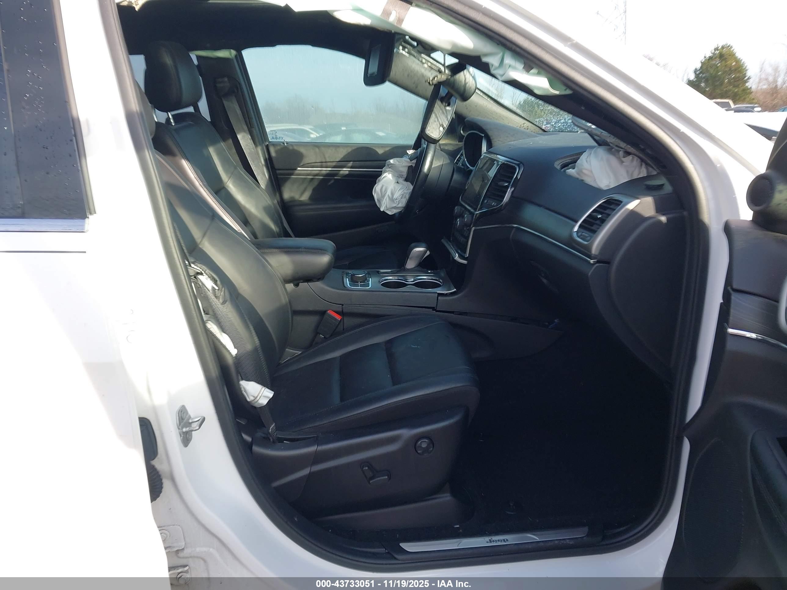 JEEP GRAND image 5