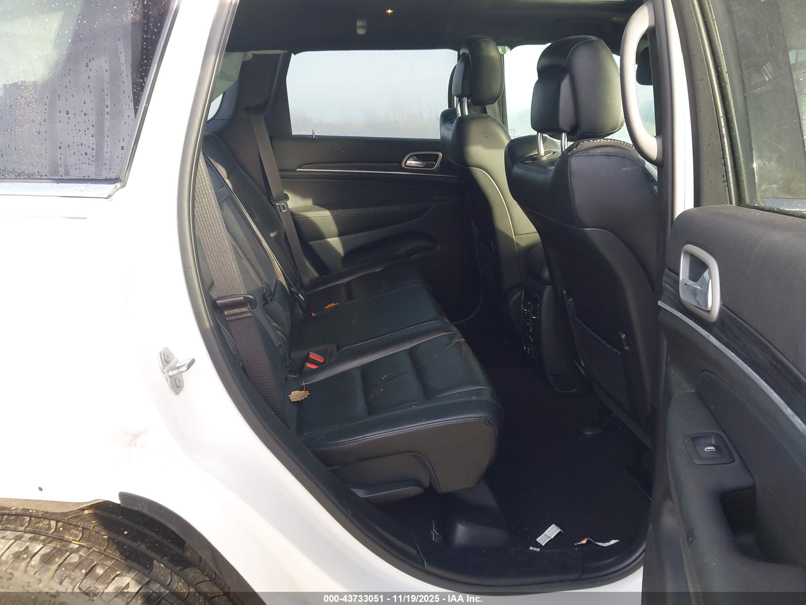 JEEP GRAND image 8
