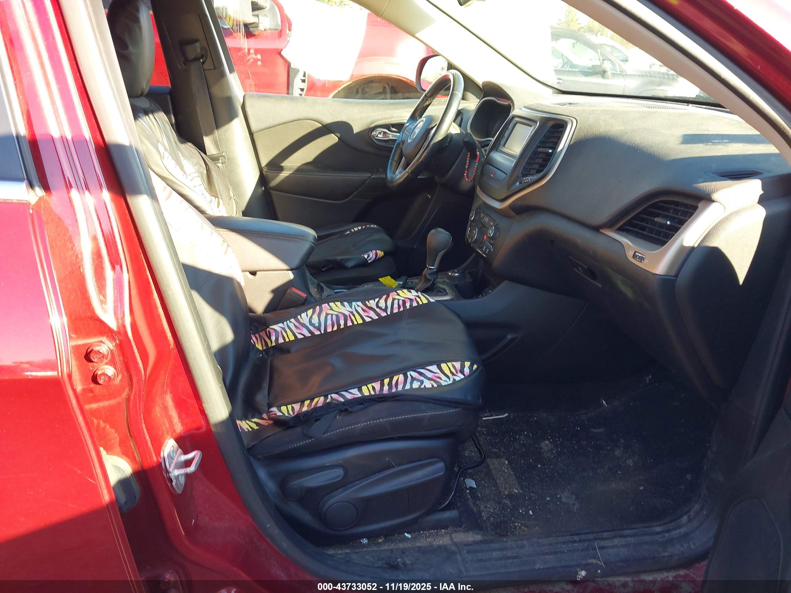 JEEP CHEROKEE image 5