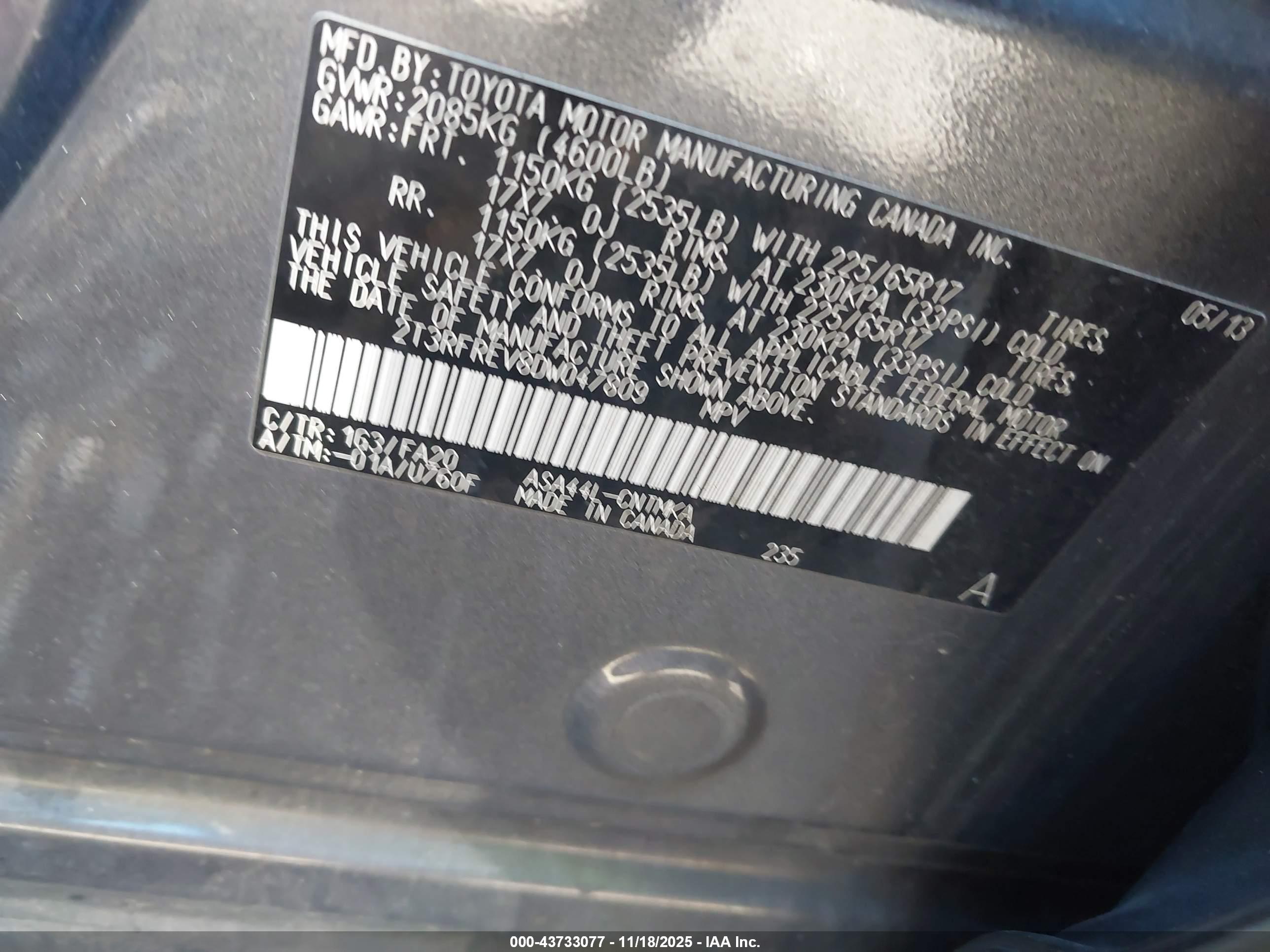 TOYOTA RAV4 image 9
