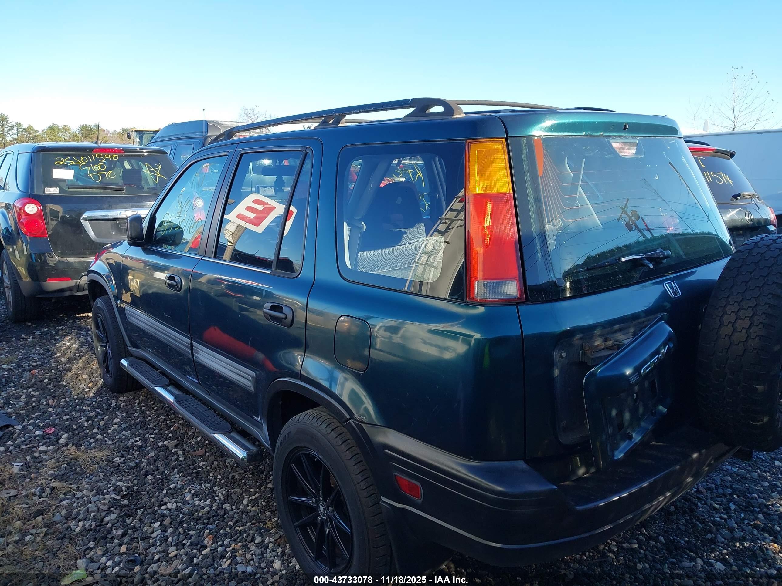 HONDA CR-V image 3