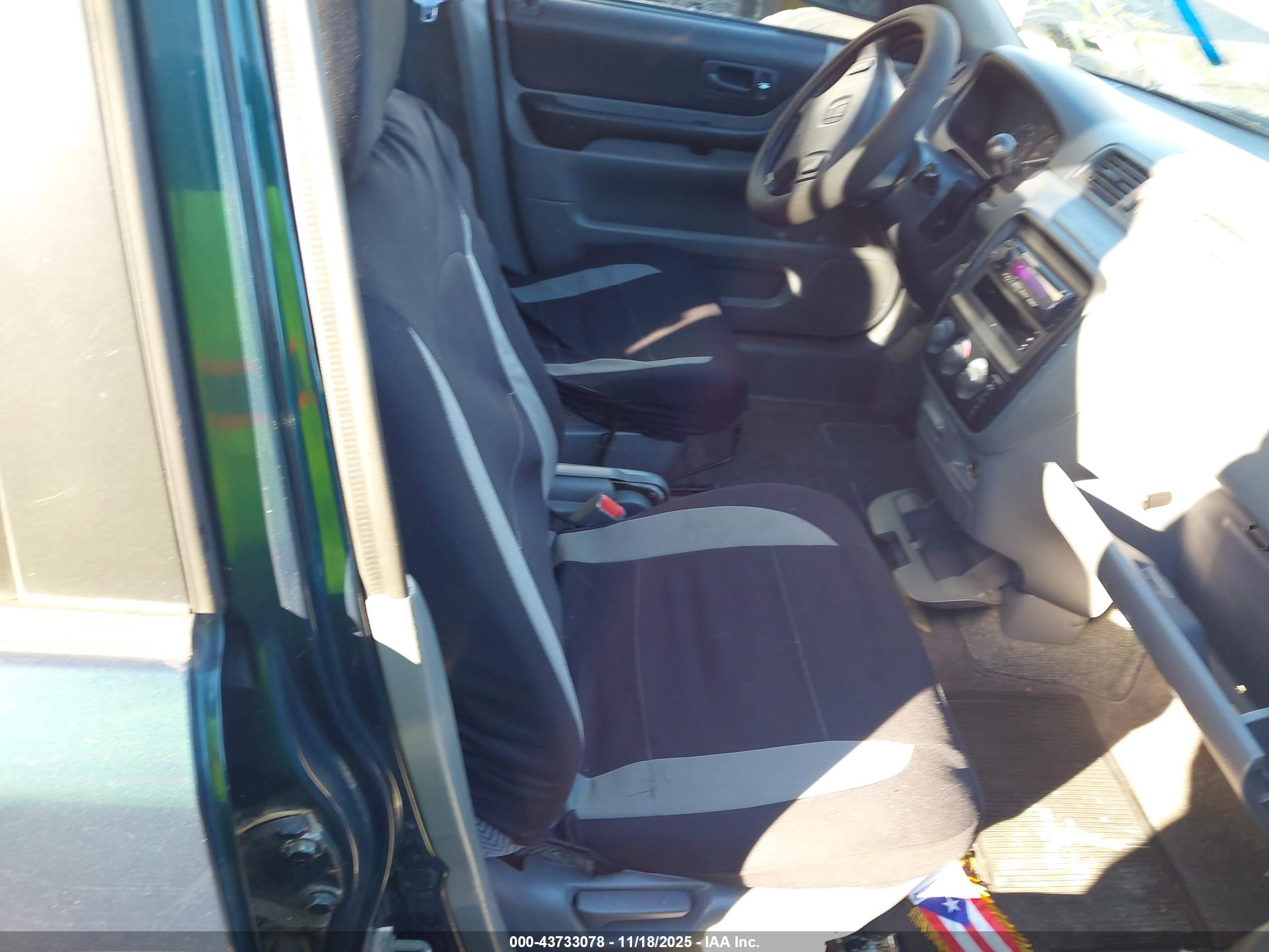 HONDA CR-V image 5