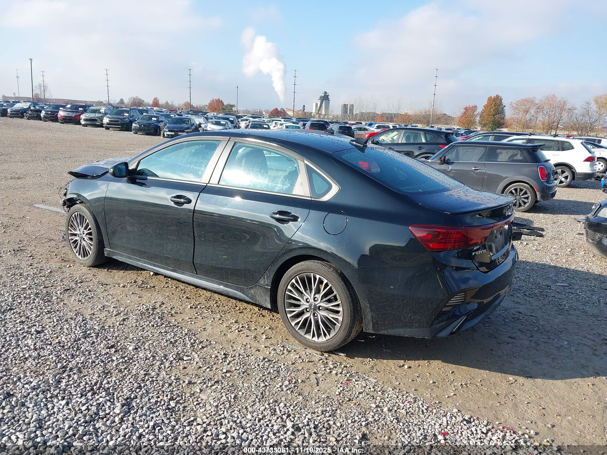KIA FORTE image 3