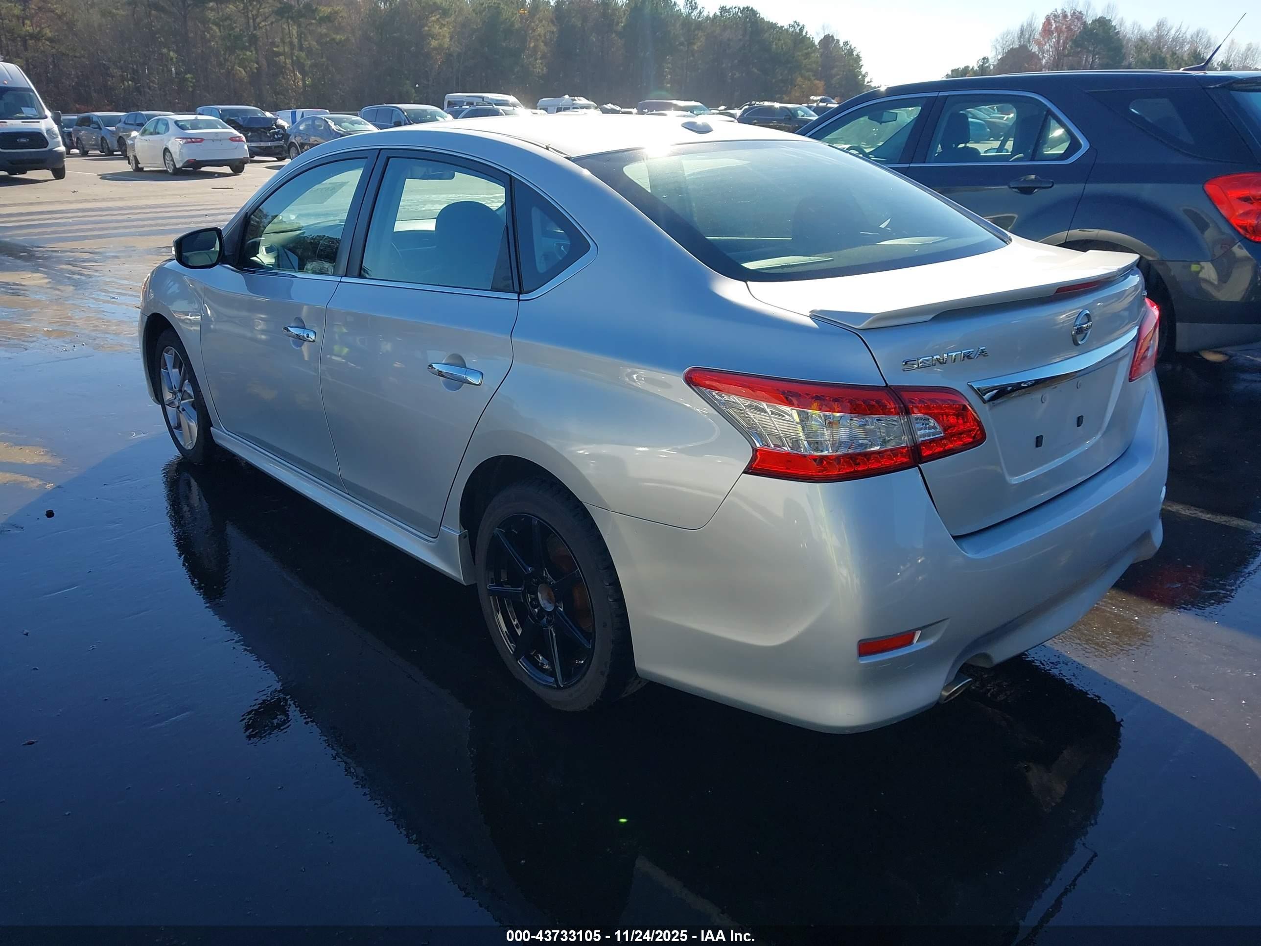 NISSAN SENTRA image 3
