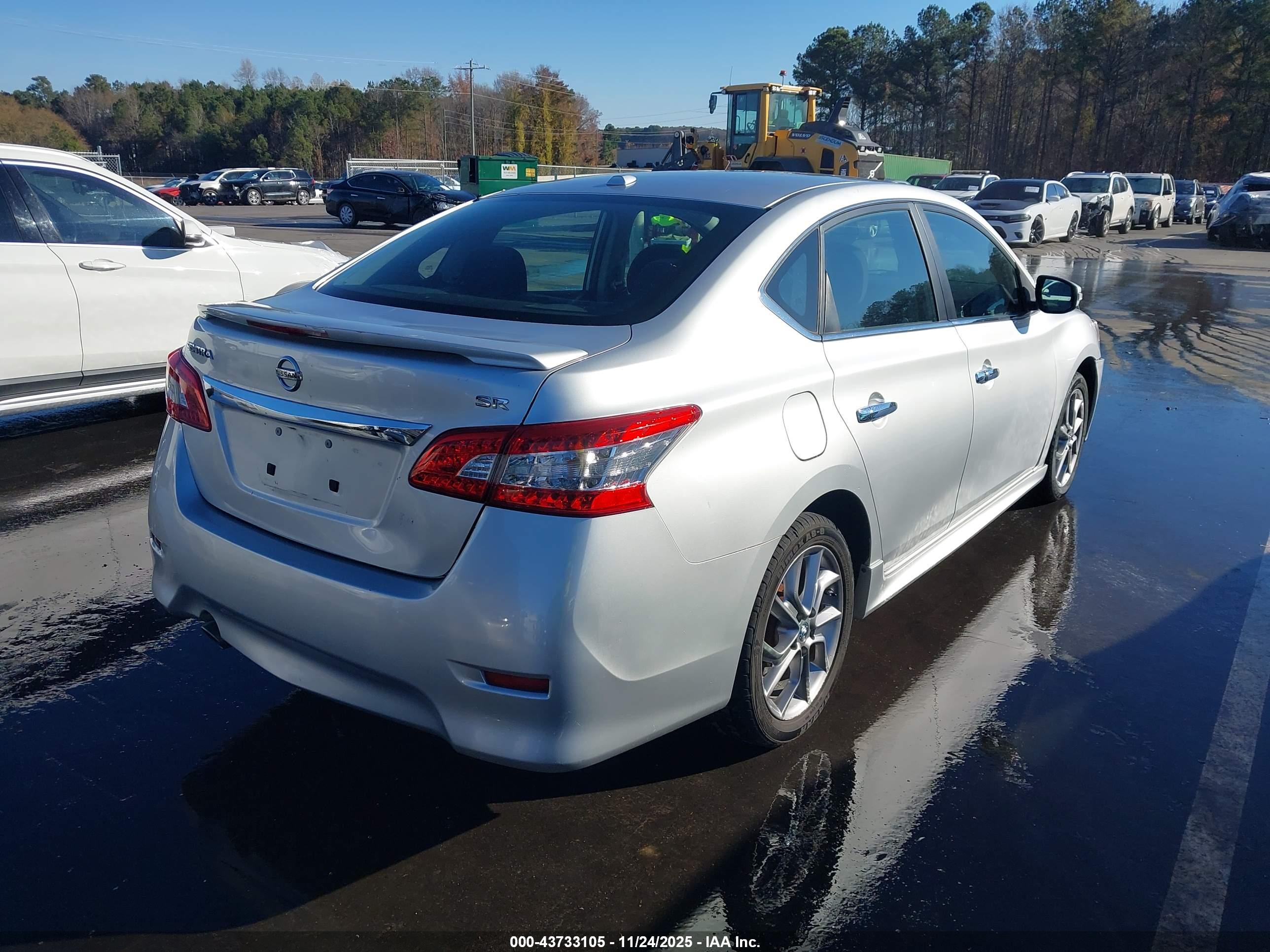 NISSAN SENTRA image 4