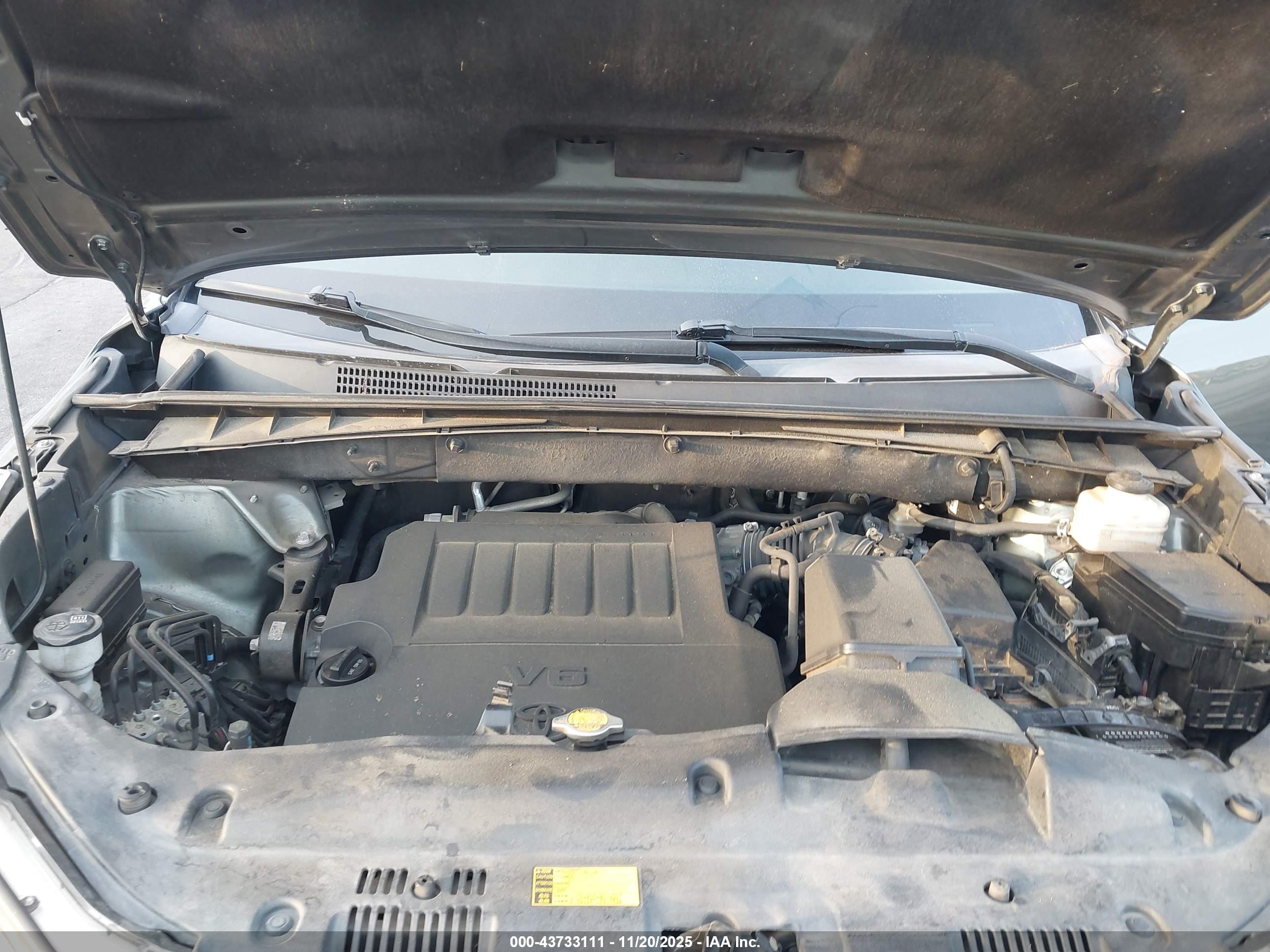 TOYOTA HIGHLANDER image 10