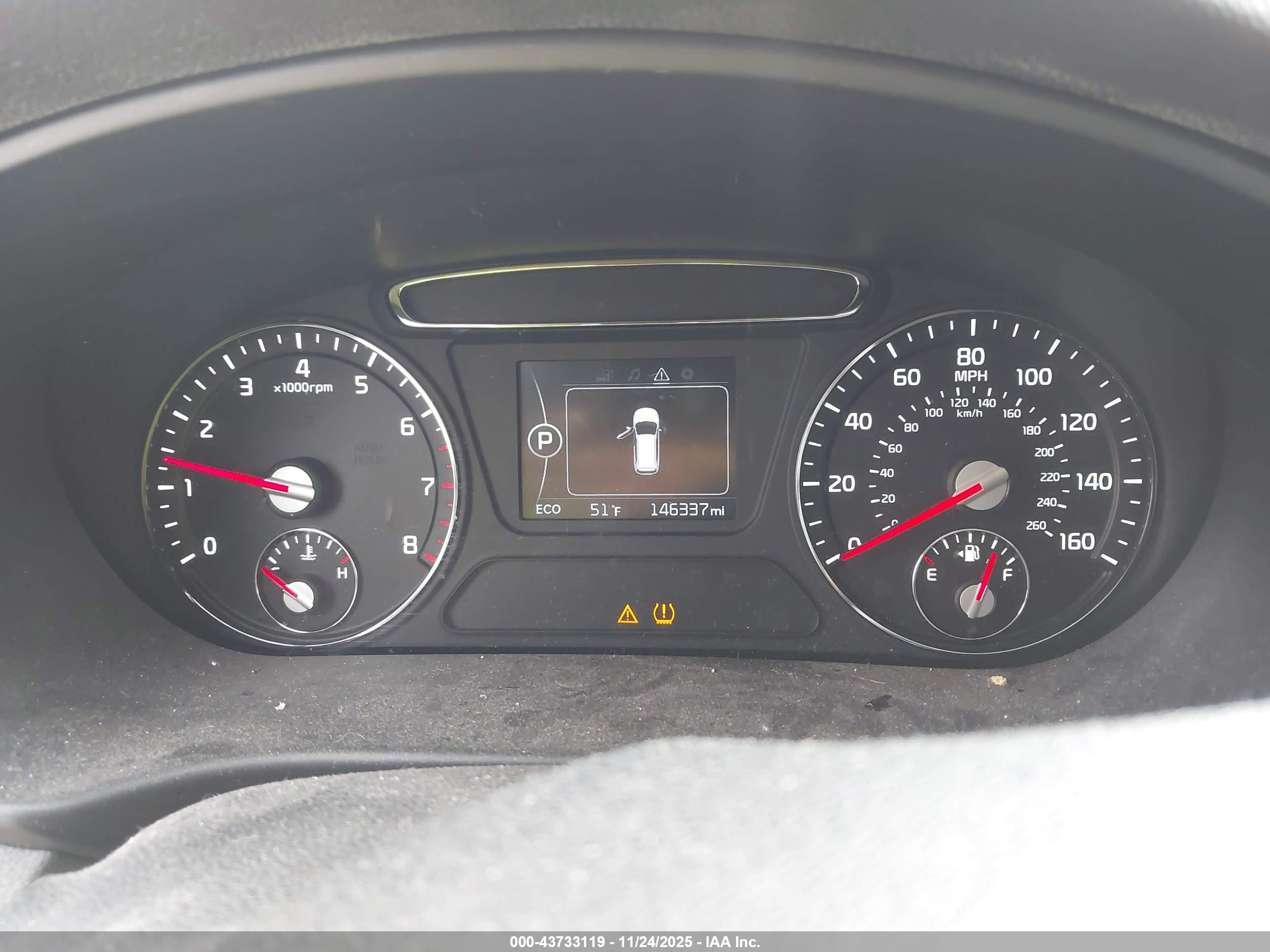 KIA SORENTO image 7