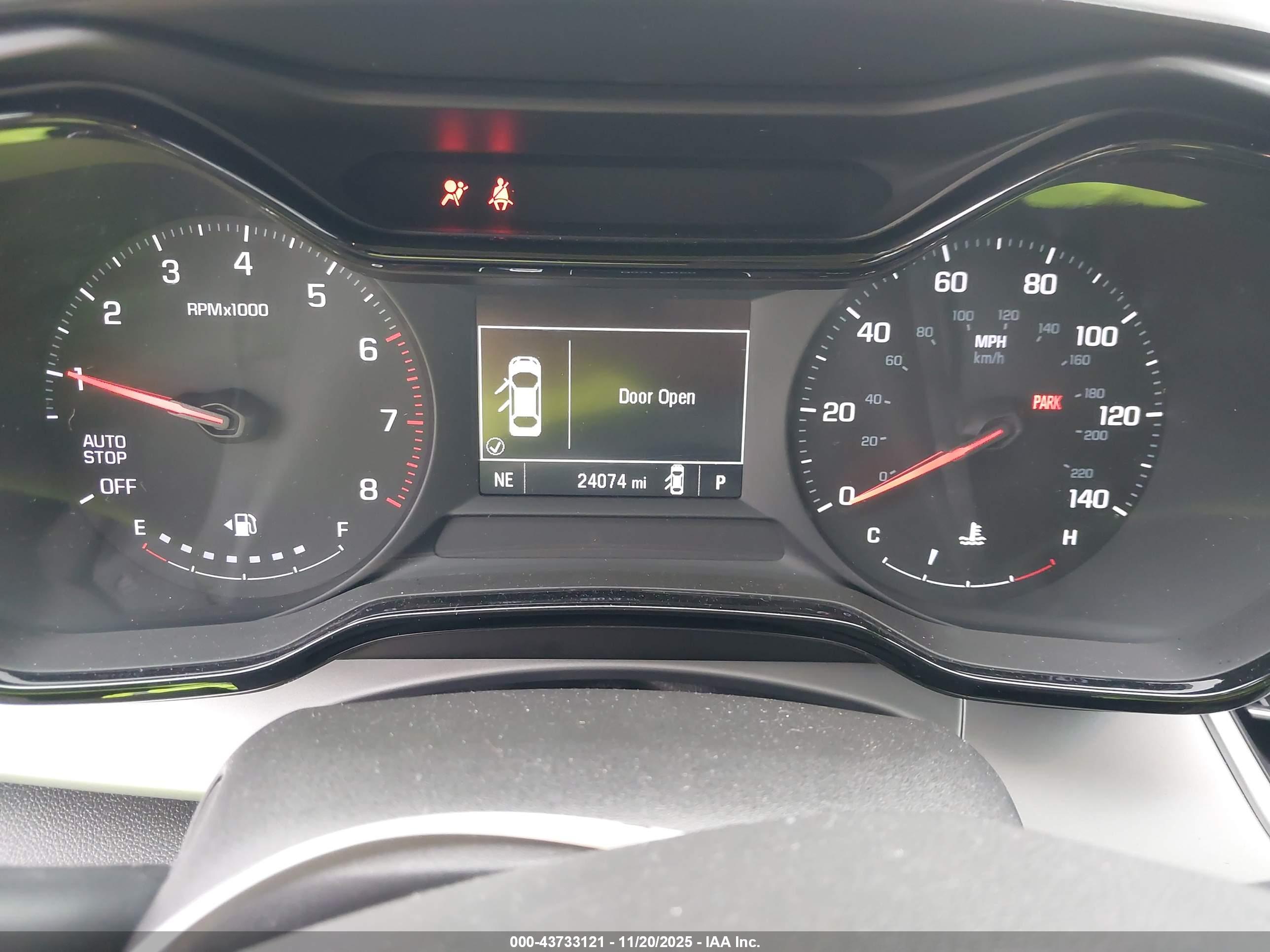 CHEVROLET TRAX image 7