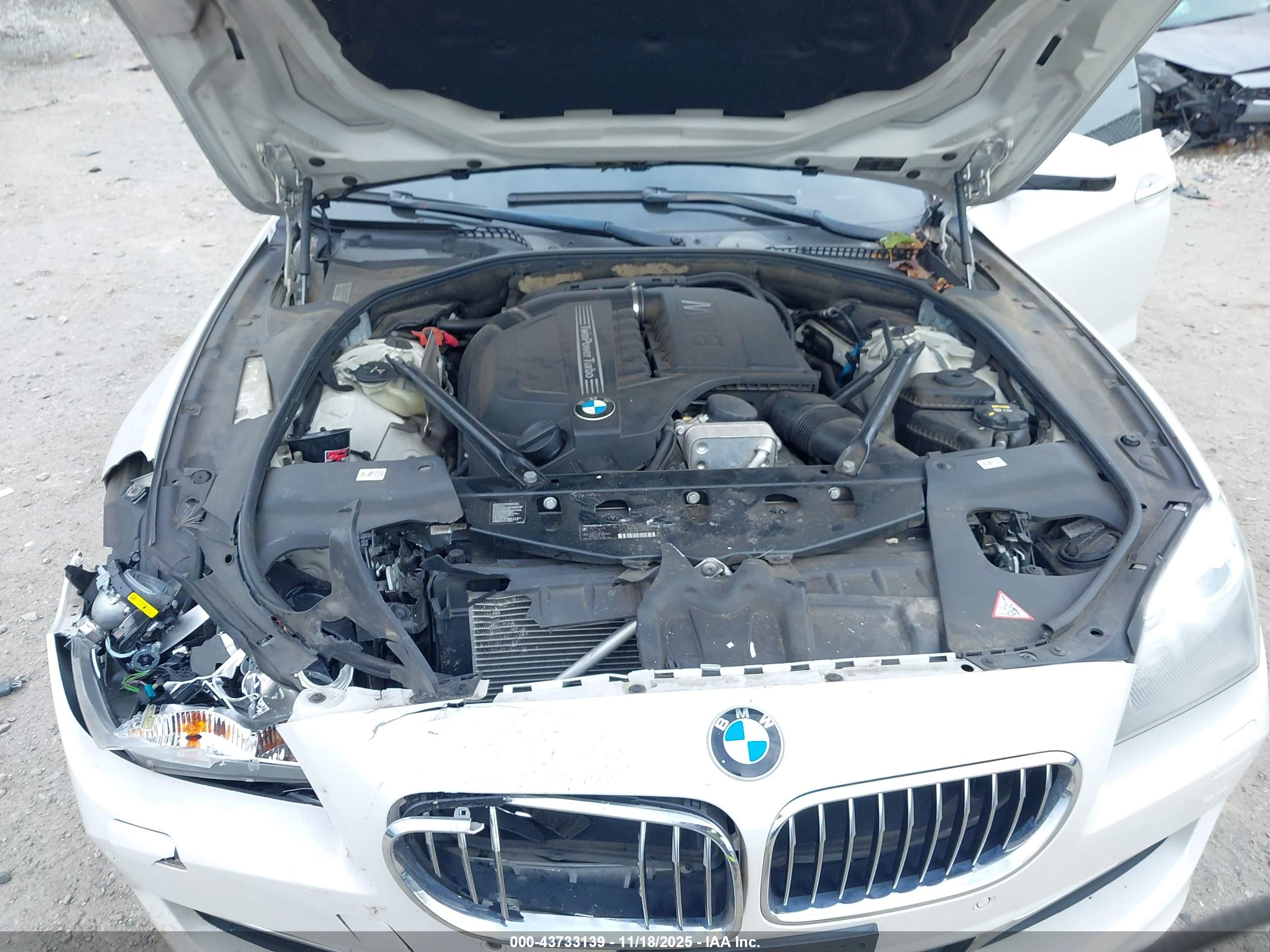 BMW 640I image 10