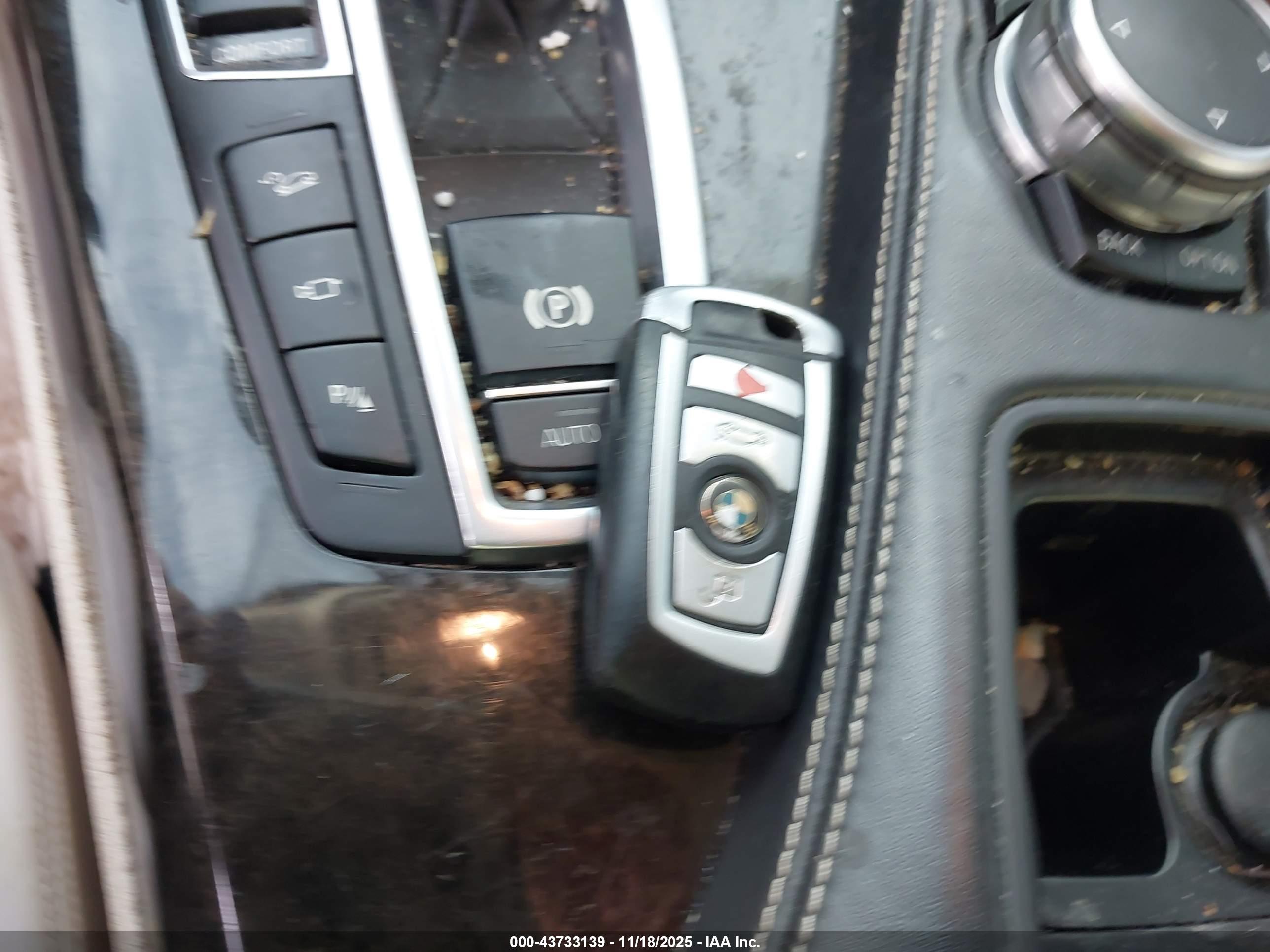 BMW 640I image 11