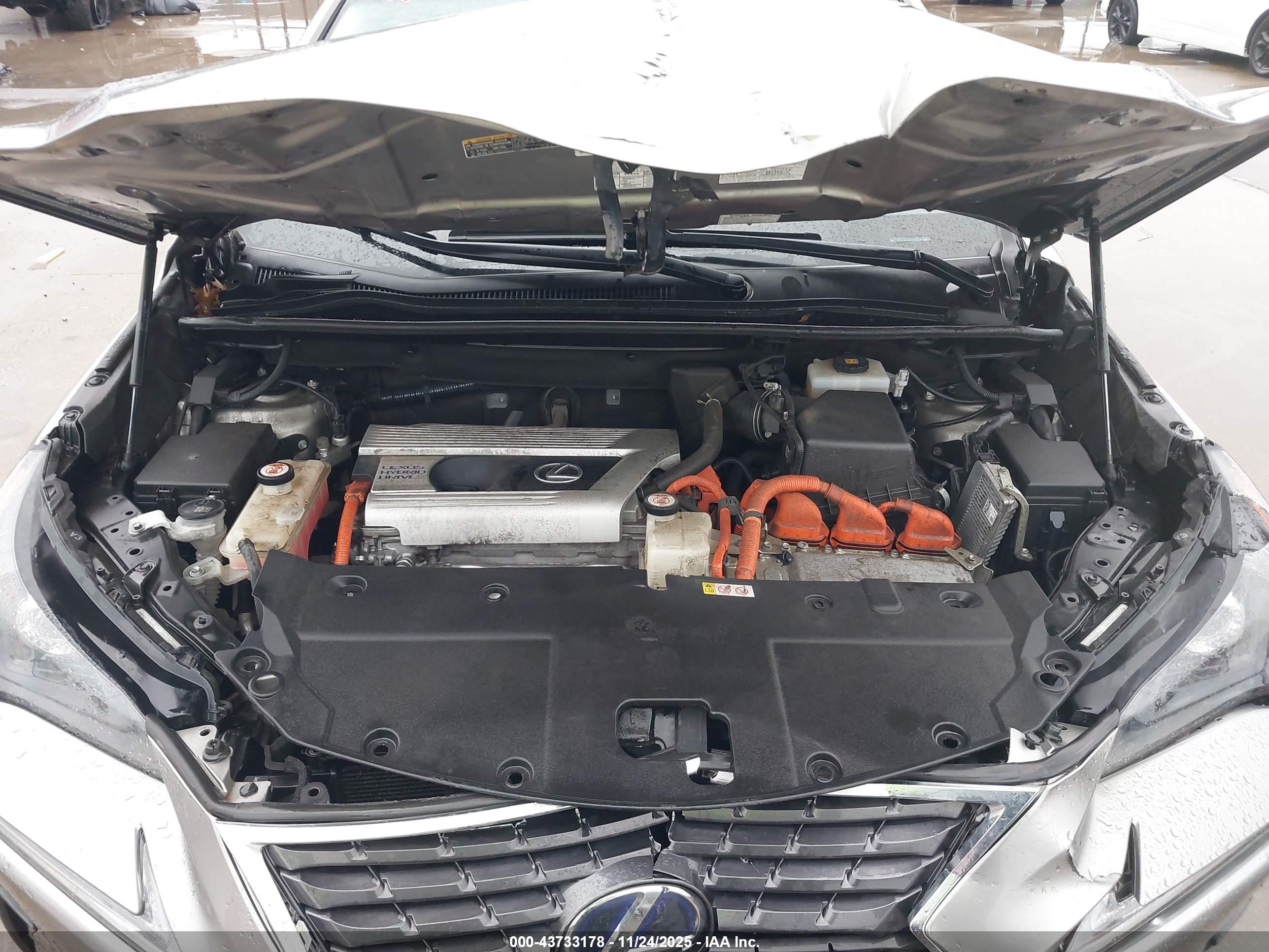 LEXUS NX image 10