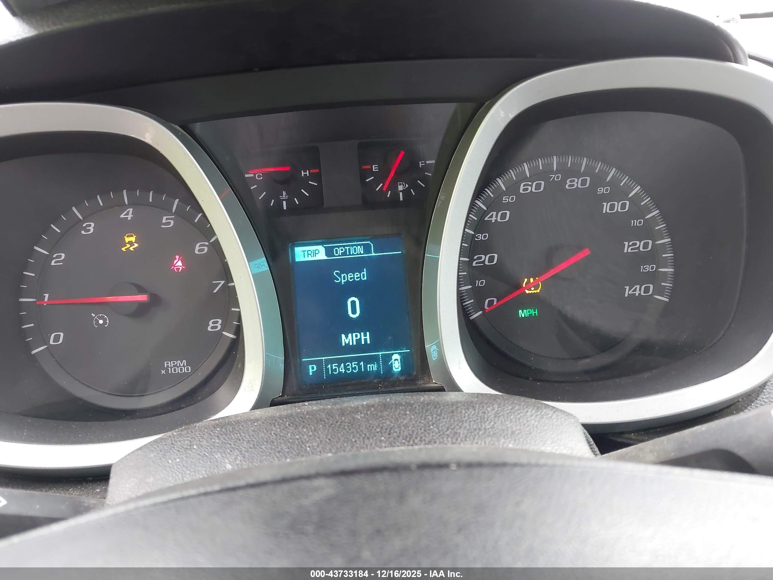 CHEVROLET EQUINOX image 7