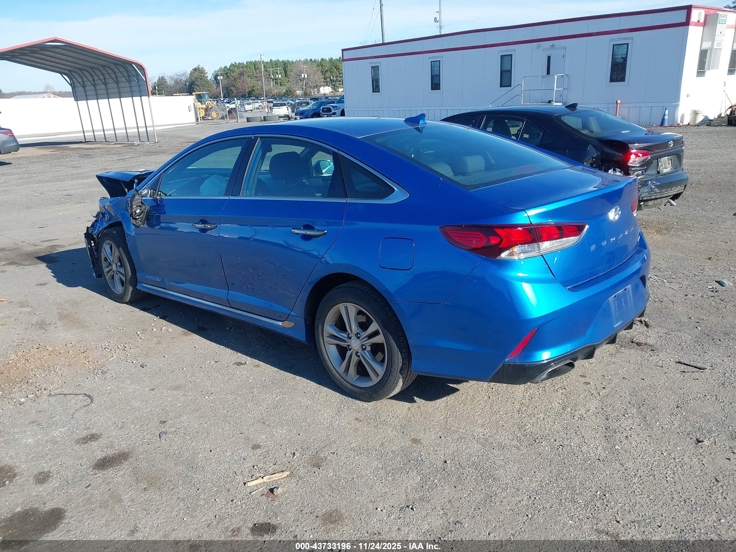 HYUNDAI SONATA image 3