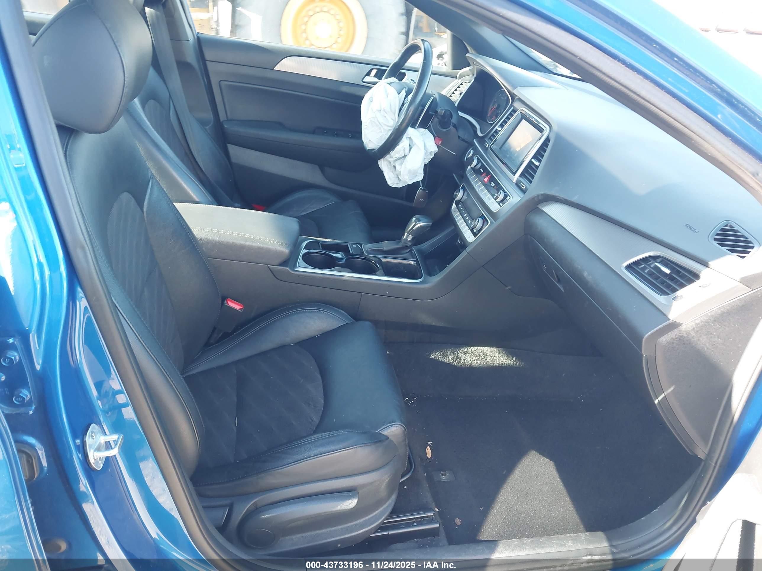 HYUNDAI SONATA image 5
