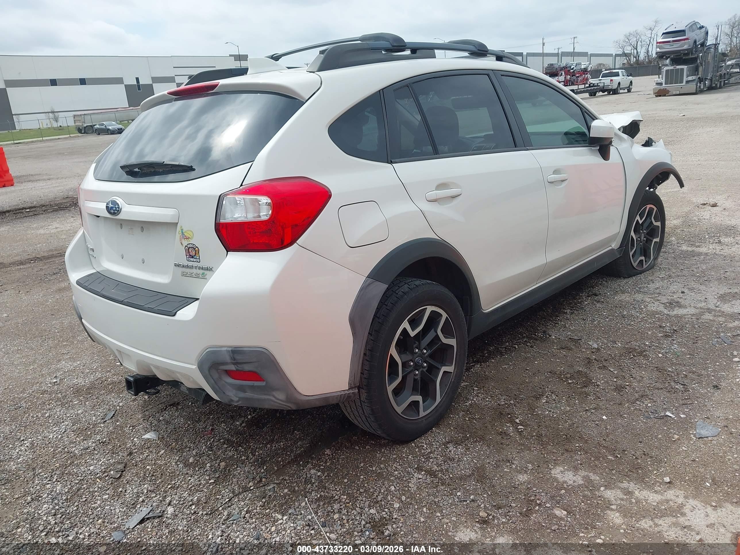 SUBARU CROSSTREK image 4