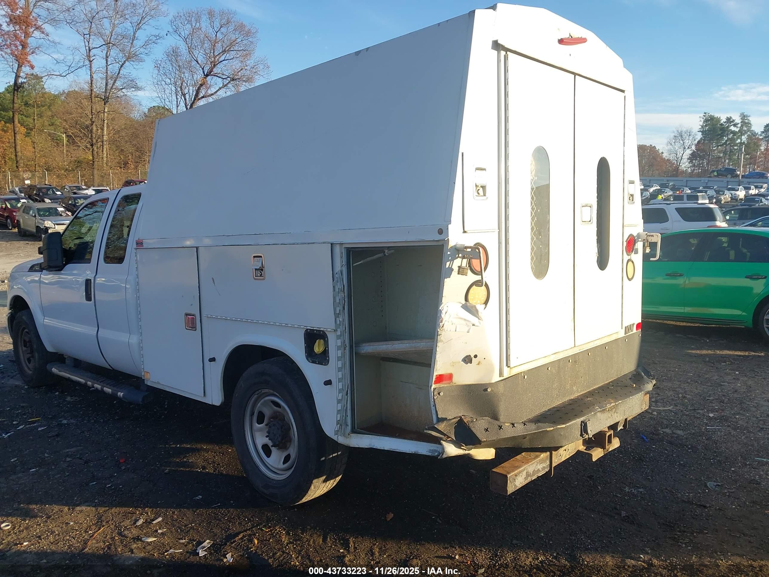 FORD F-350 image 6