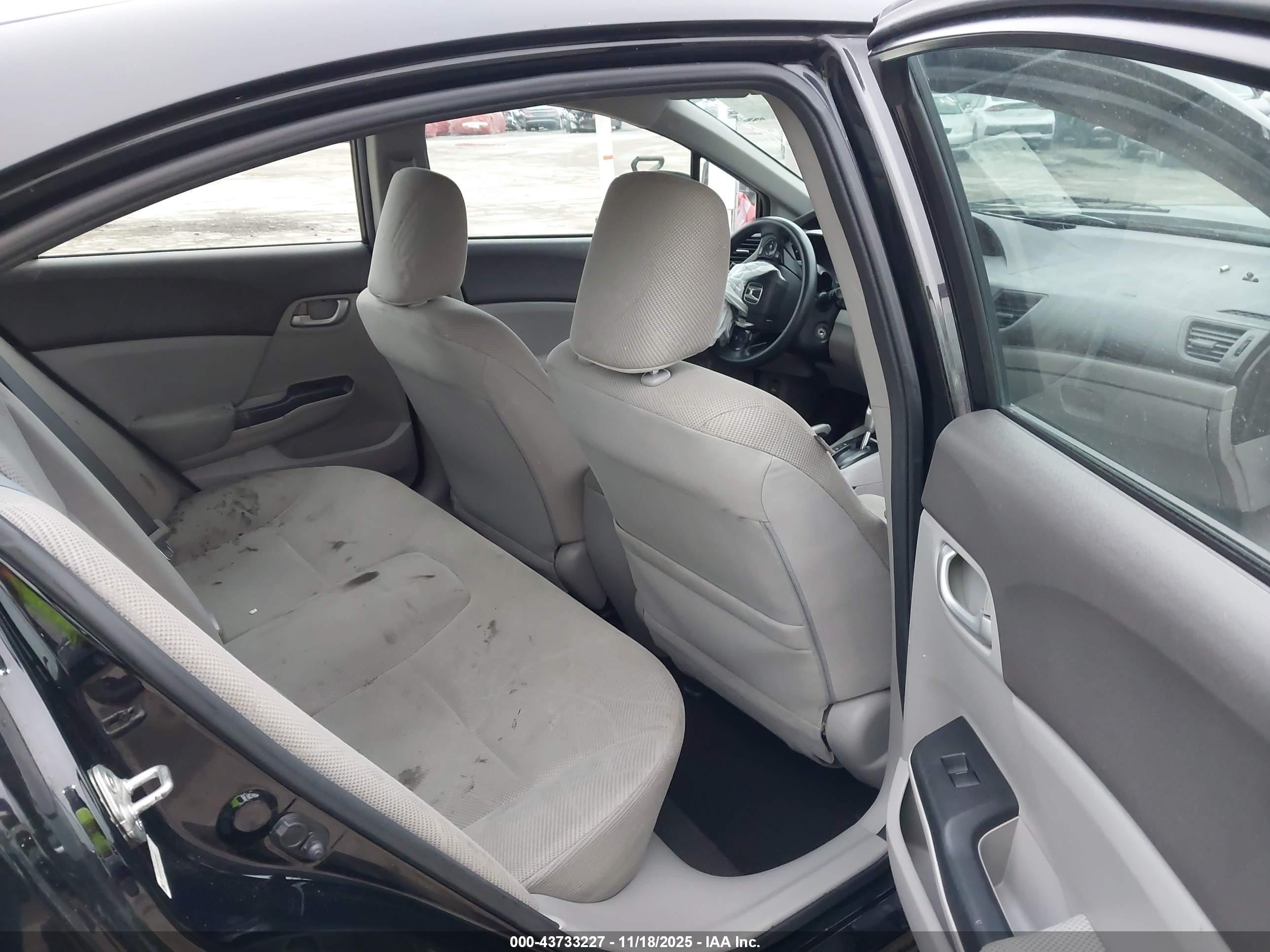 HONDA CIVIC image 8