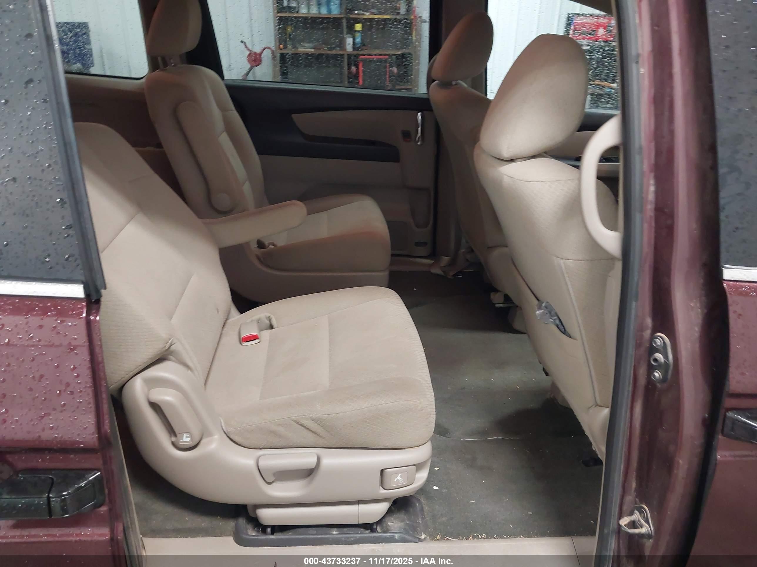 HONDA ODYSSEY image 8