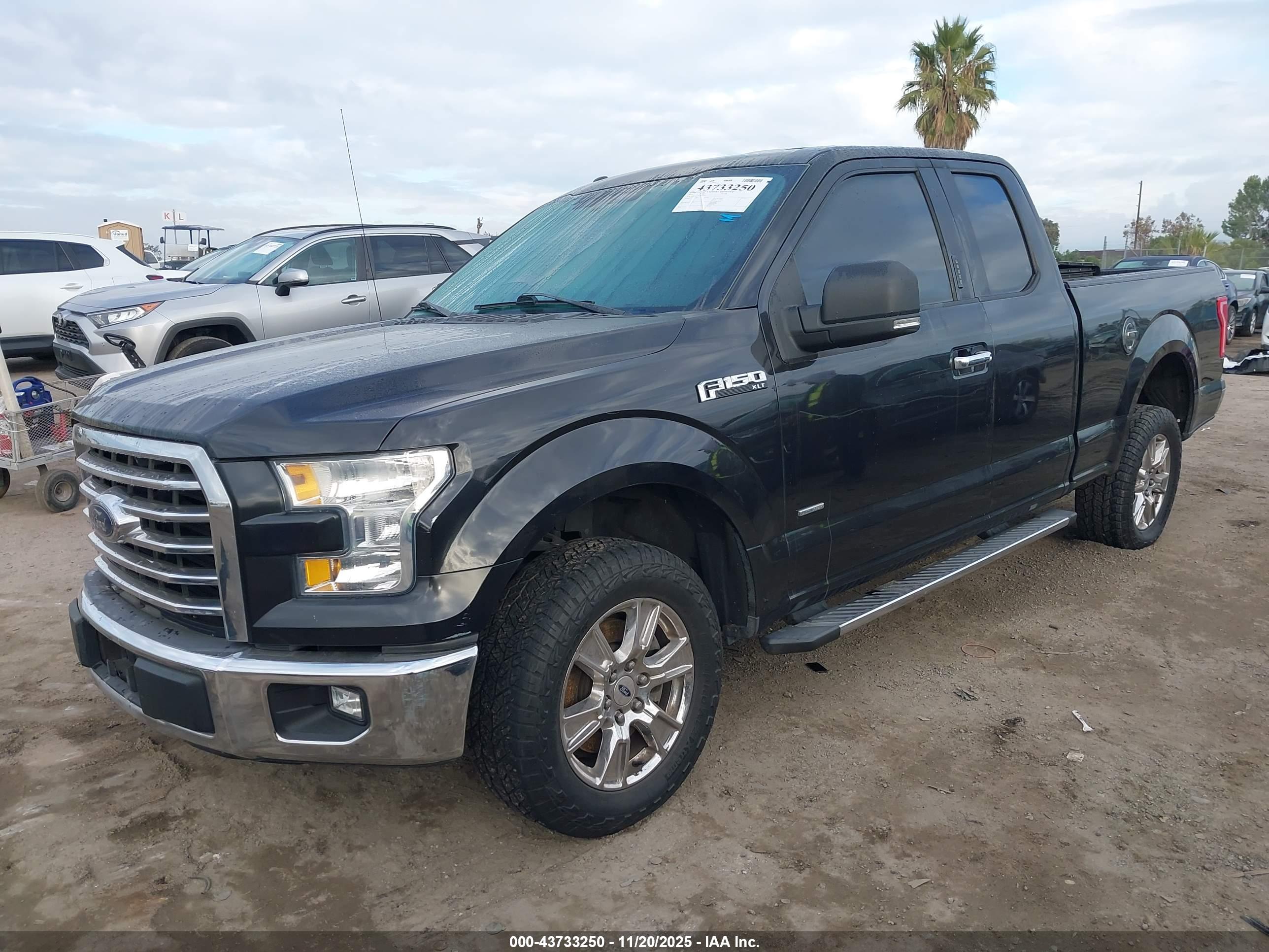 FORD F-150 image 2