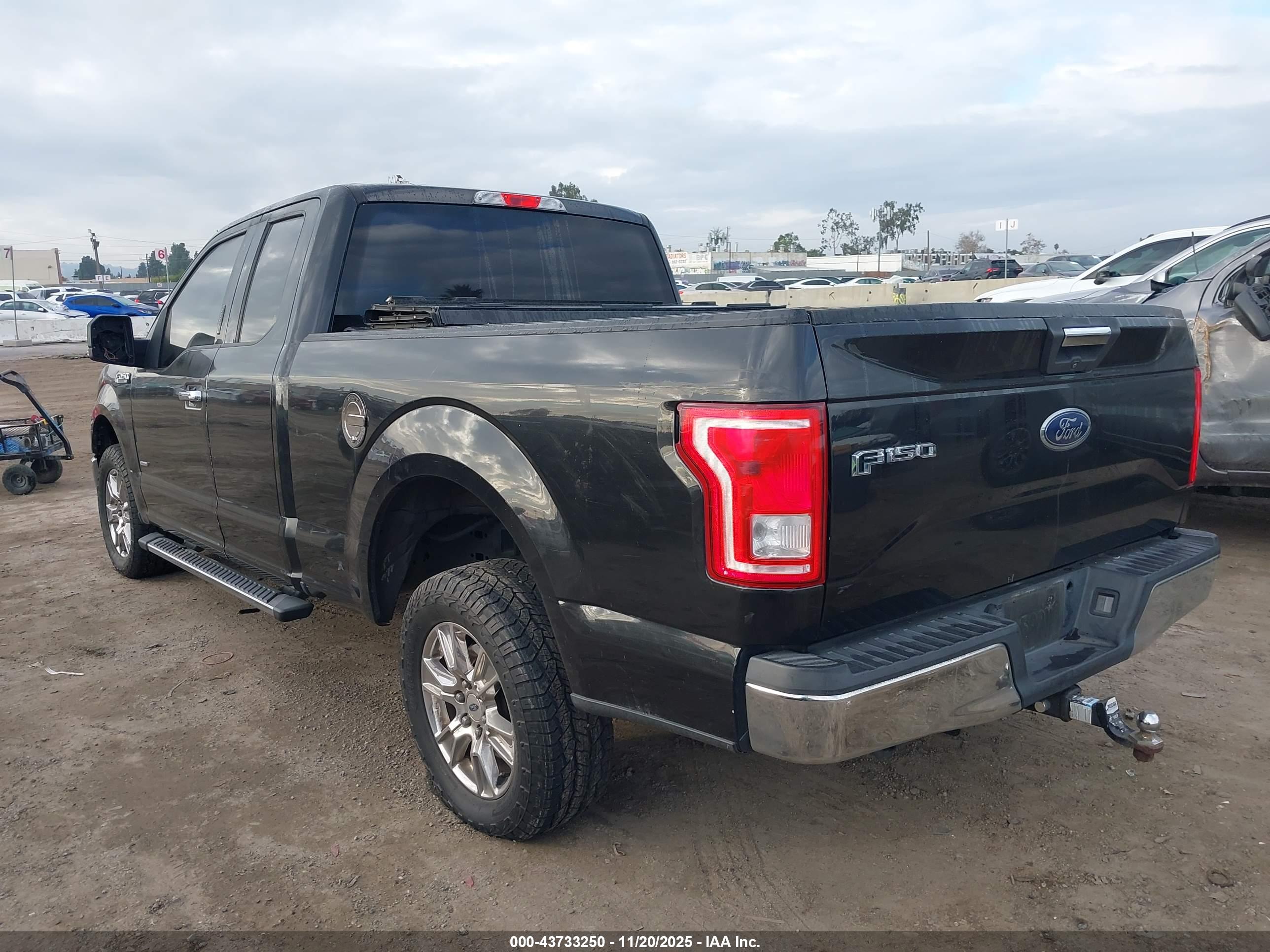 FORD F-150 image 3