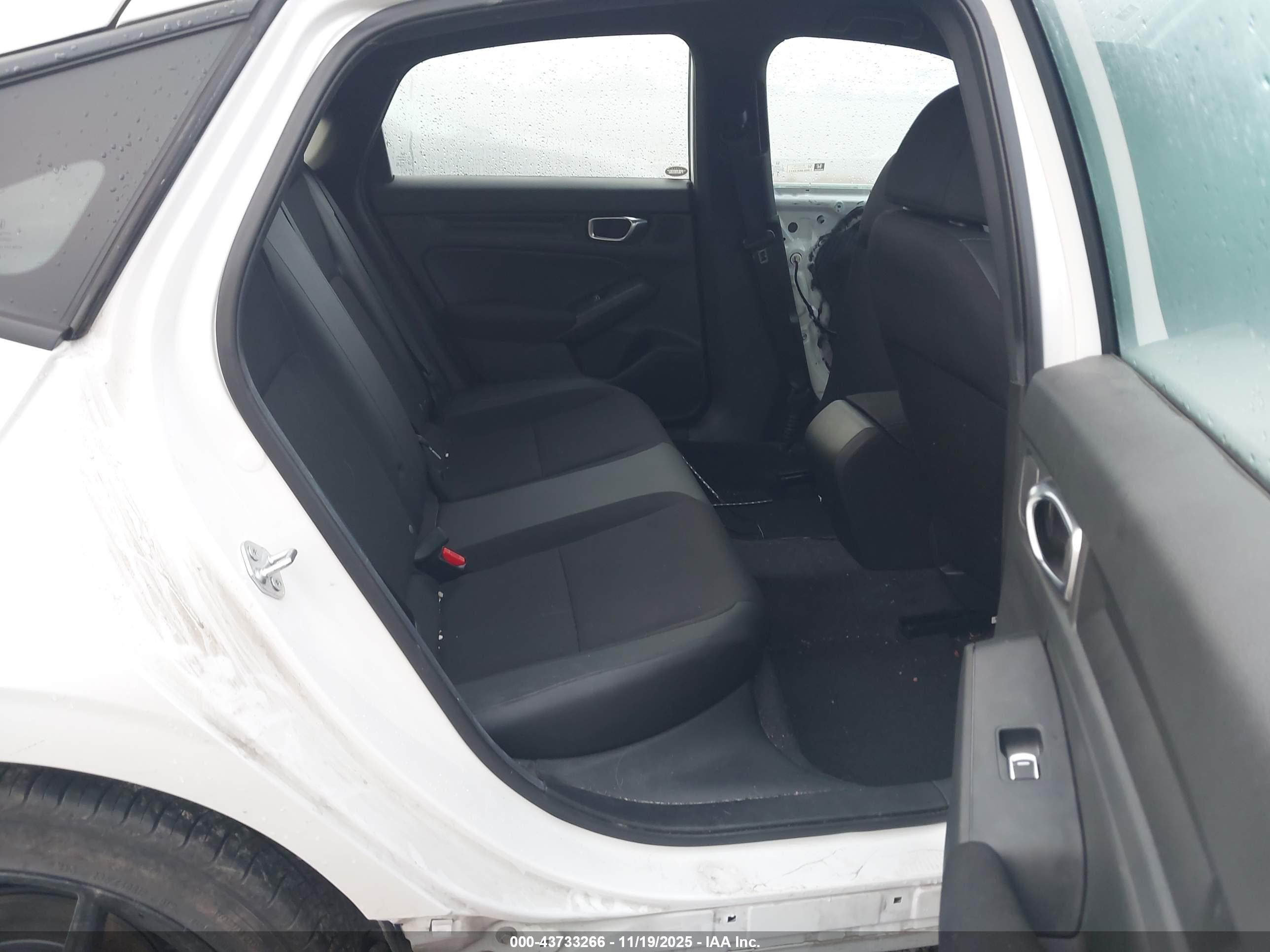 HONDA CIVIC image 8