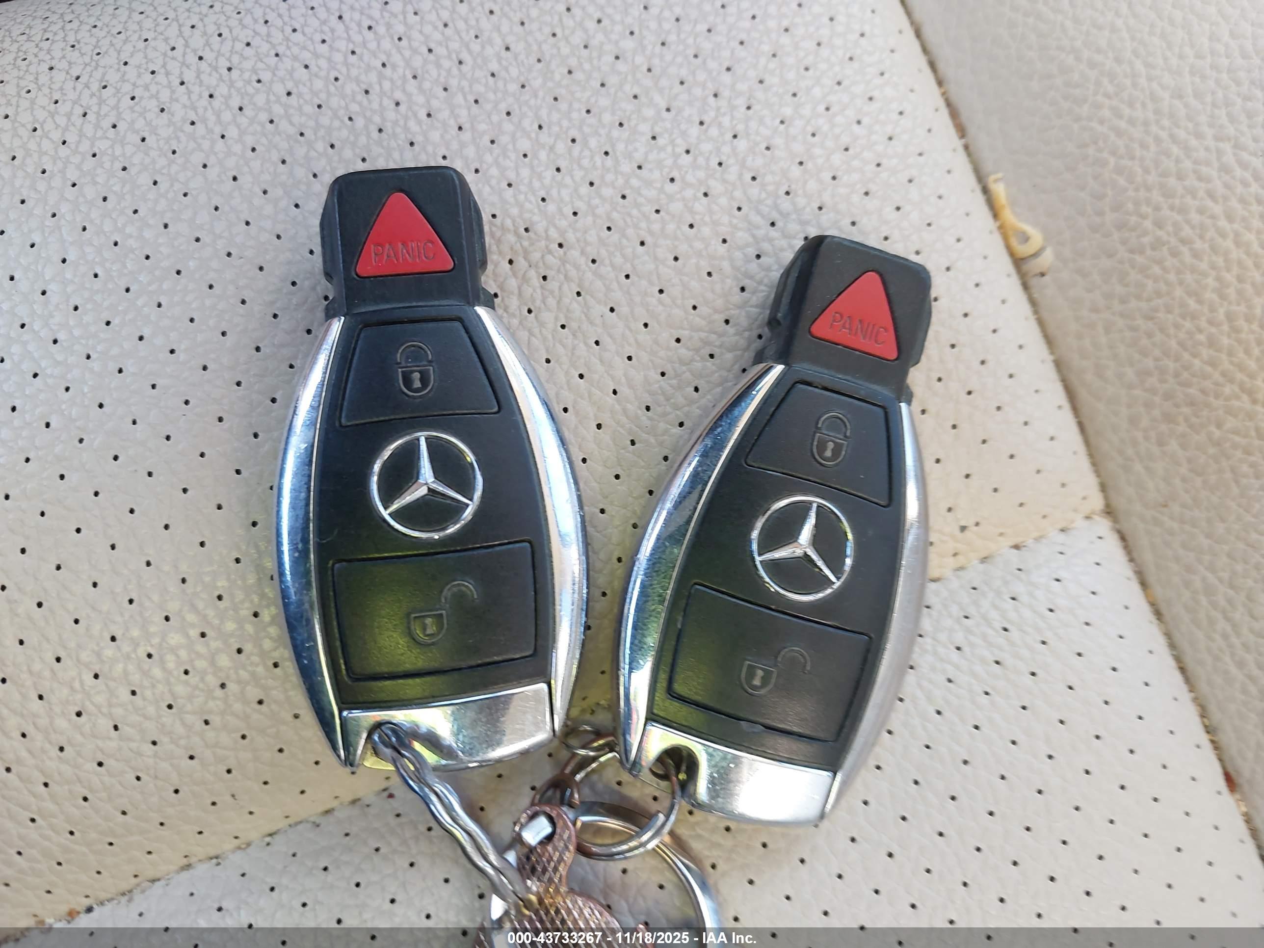 MERCEDES-BENZ GLK image 11