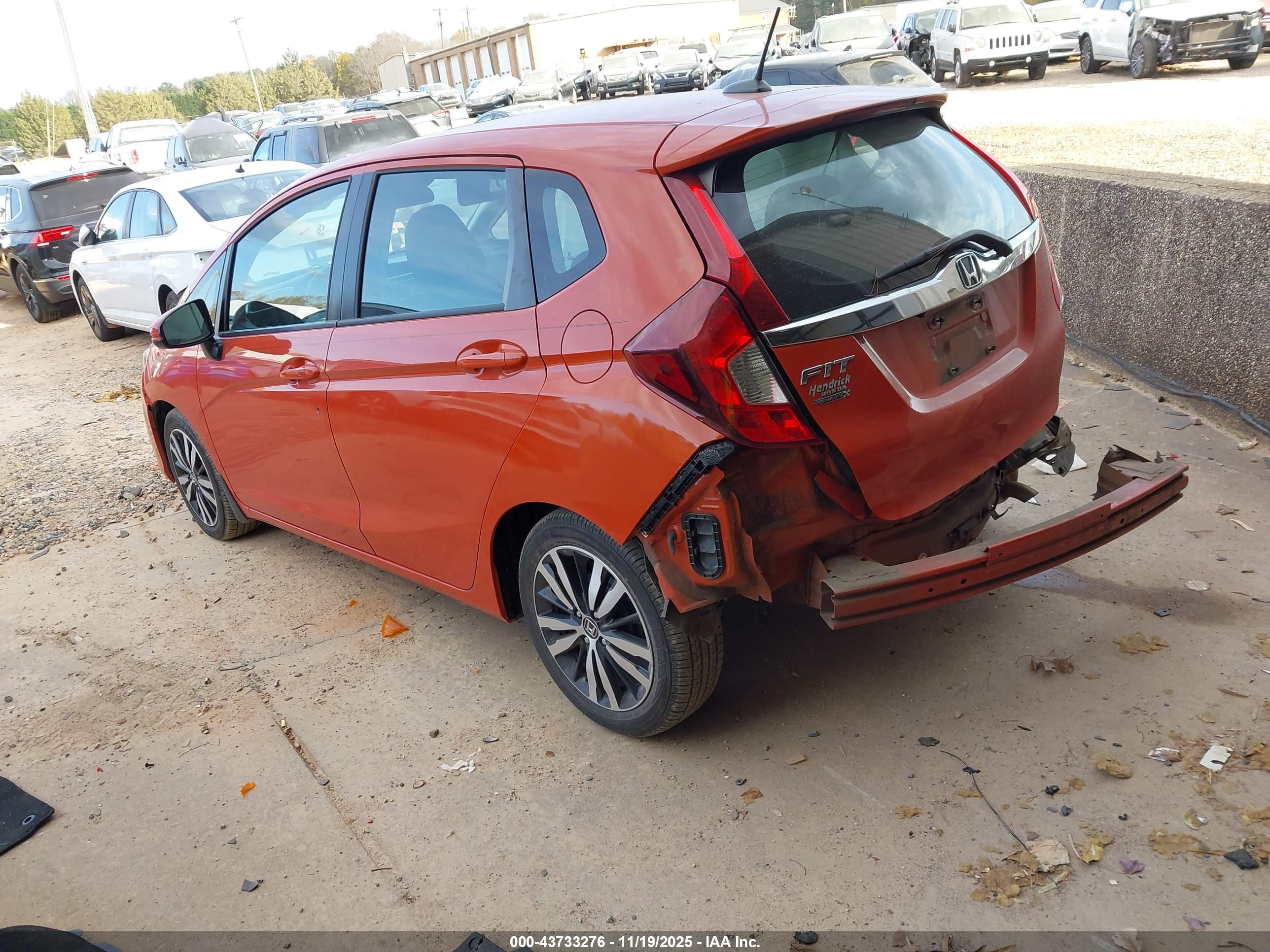 HONDA FIT image 3