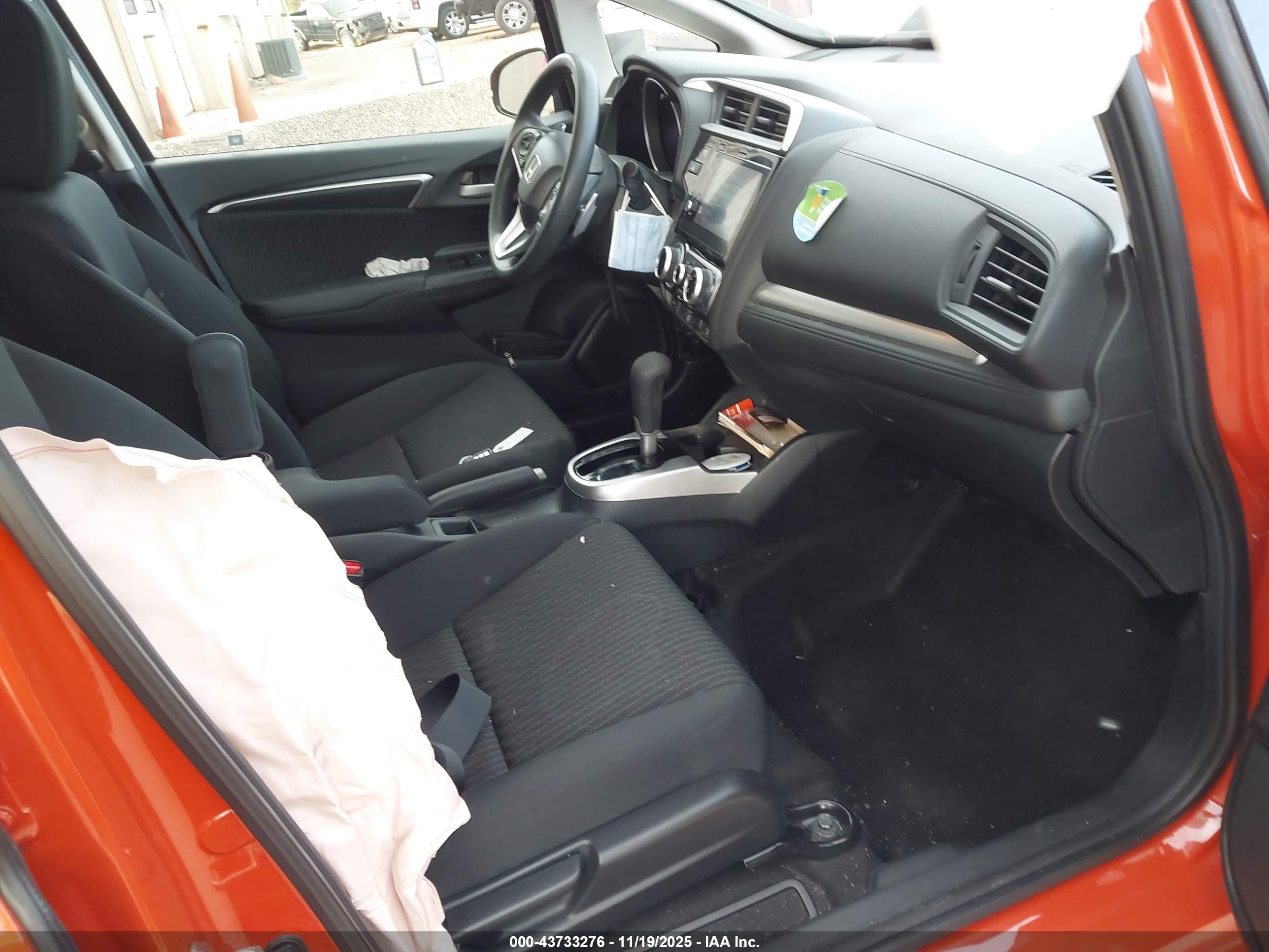 HONDA FIT image 5