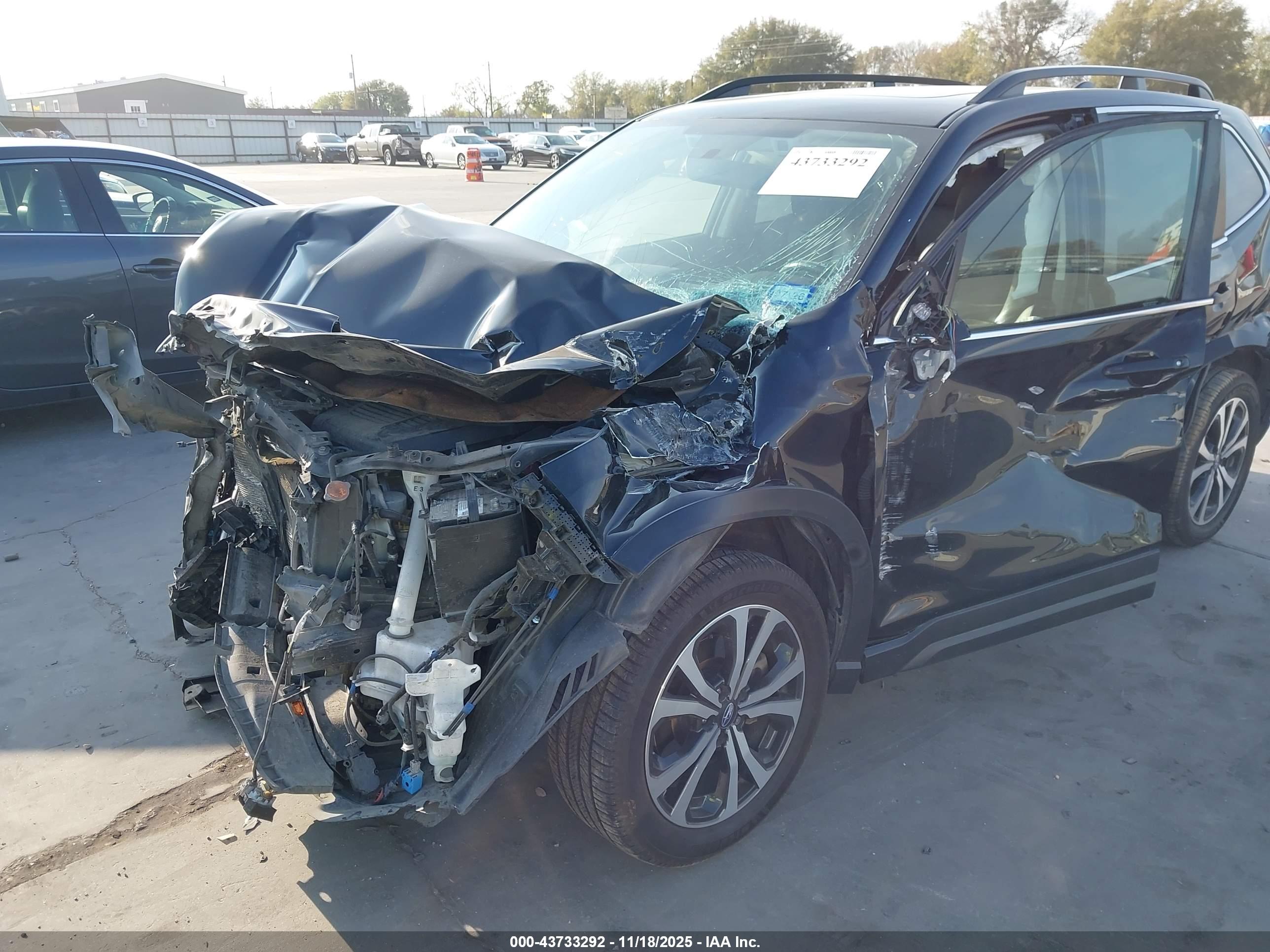 SUBARU FORESTER image 6