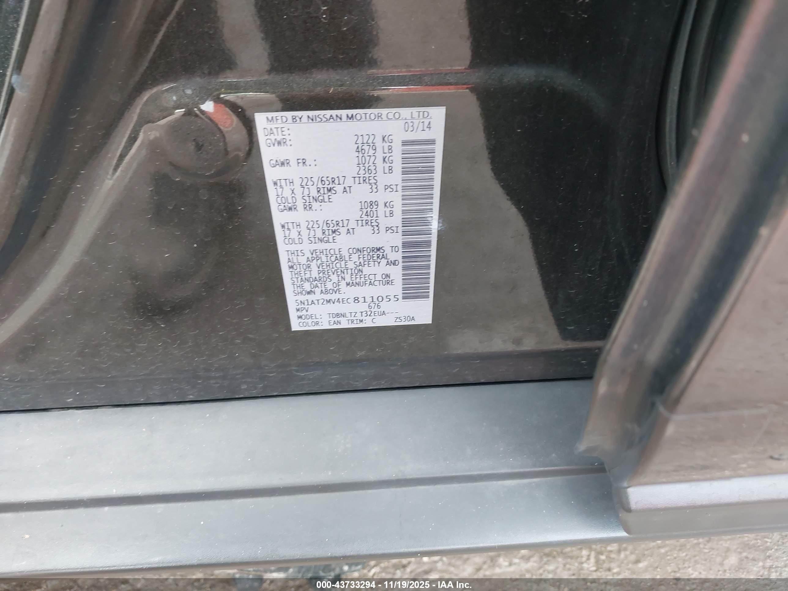 NISSAN ROGUE image 9