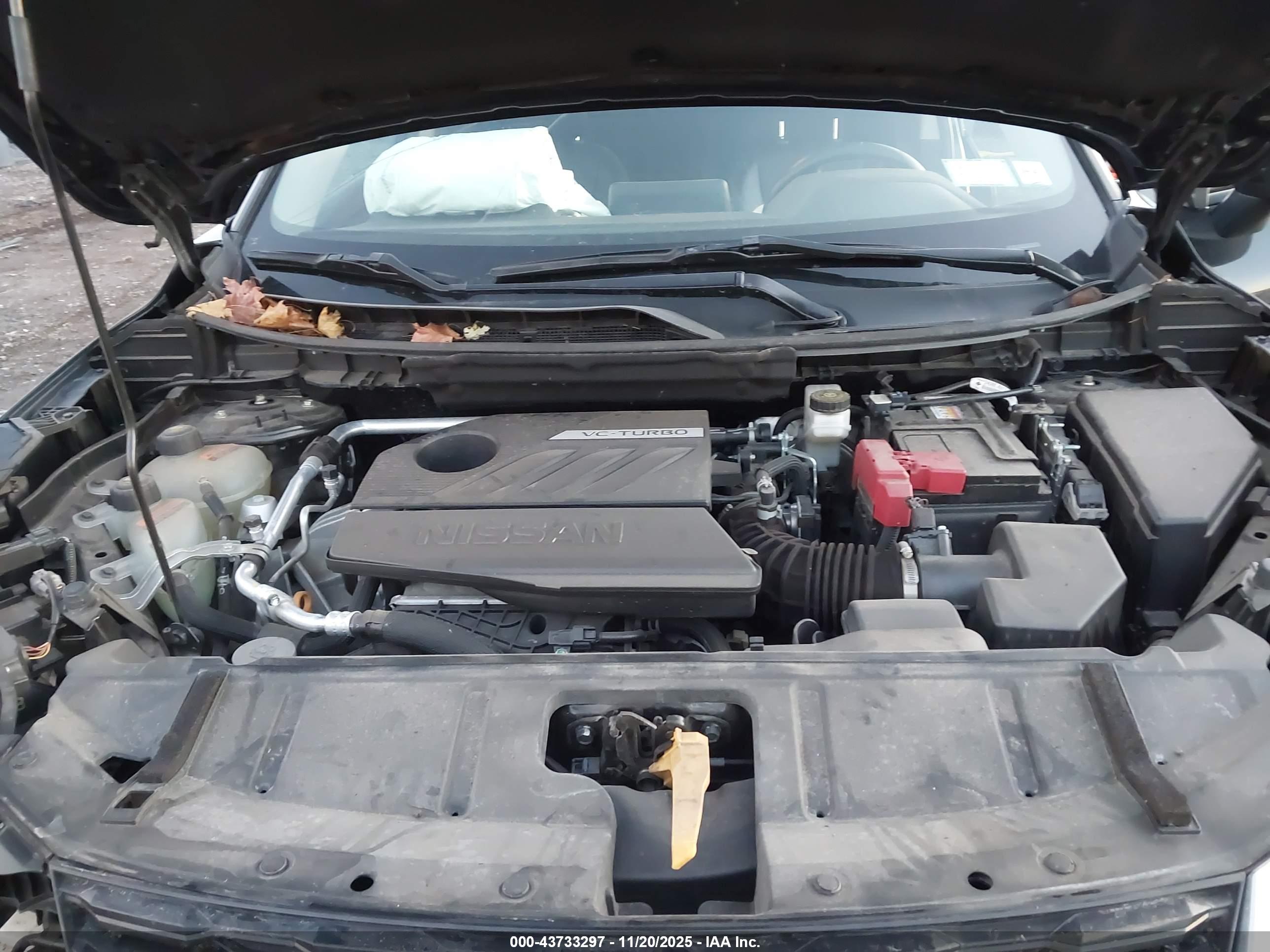 NISSAN ROGUE image 10