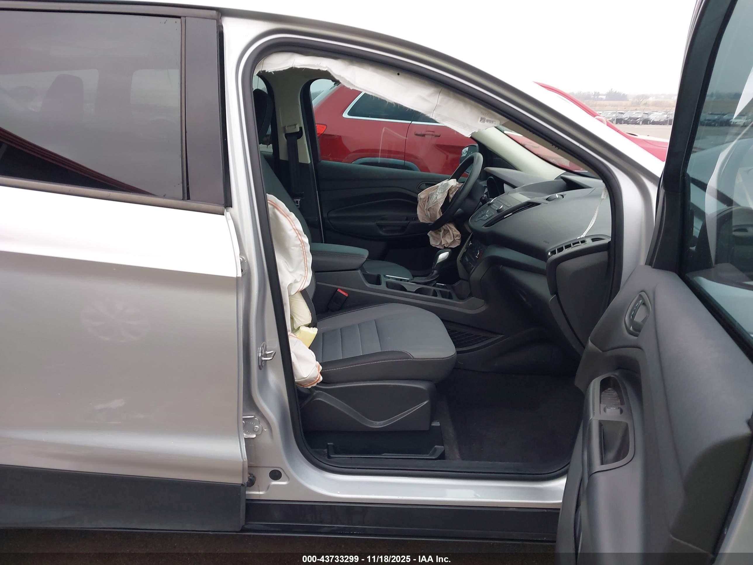 FORD ESCAPE image 5