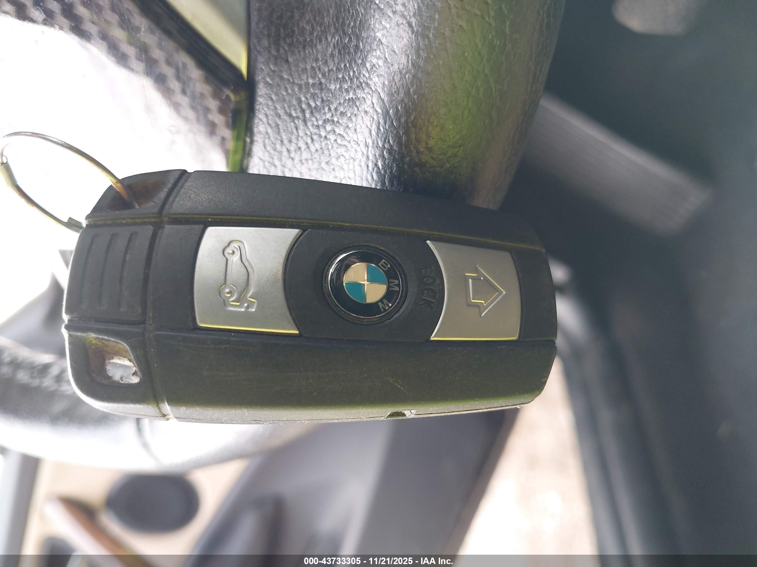 BMW 128I image 11