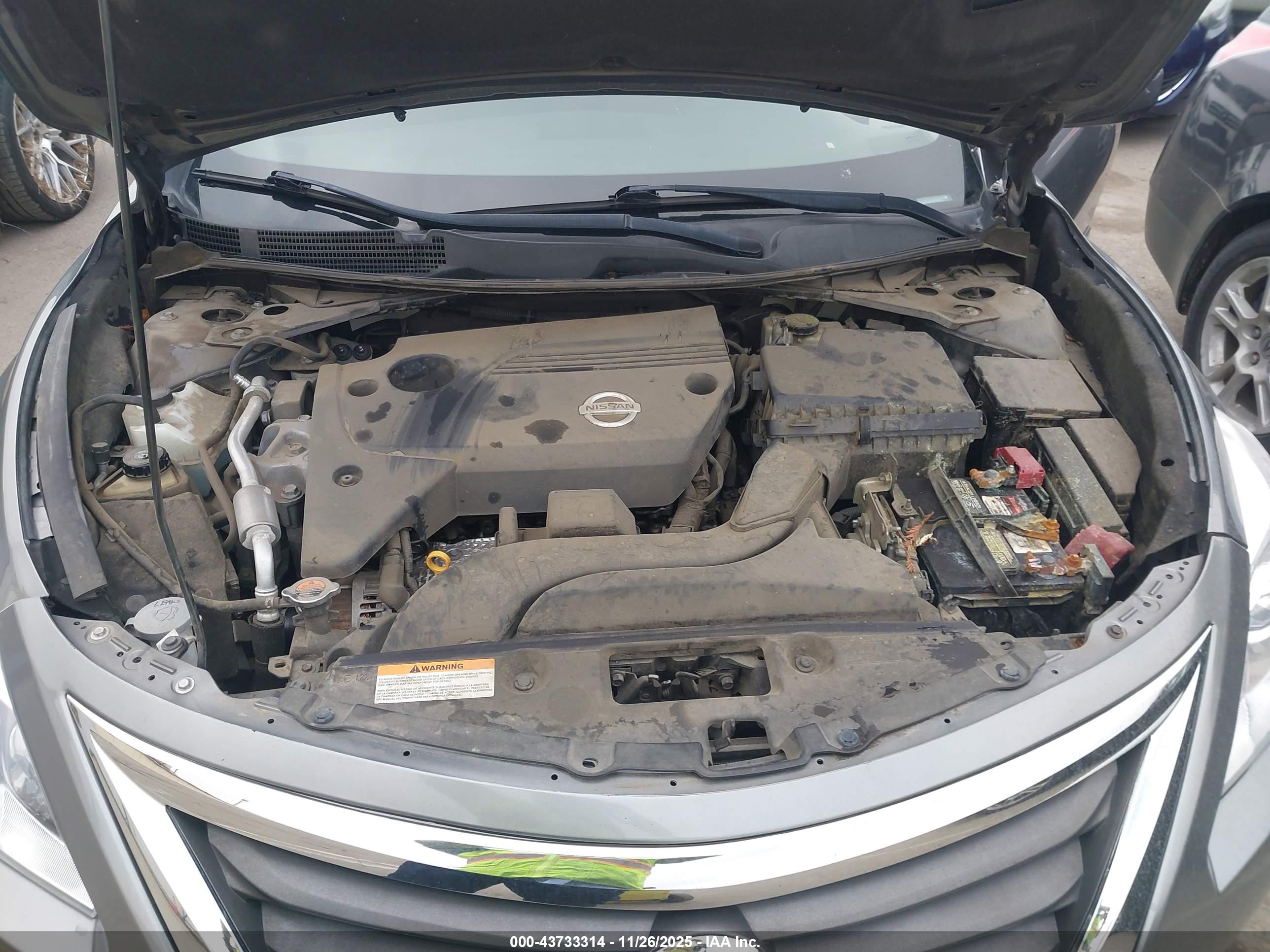 NISSAN ALTIMA image 10