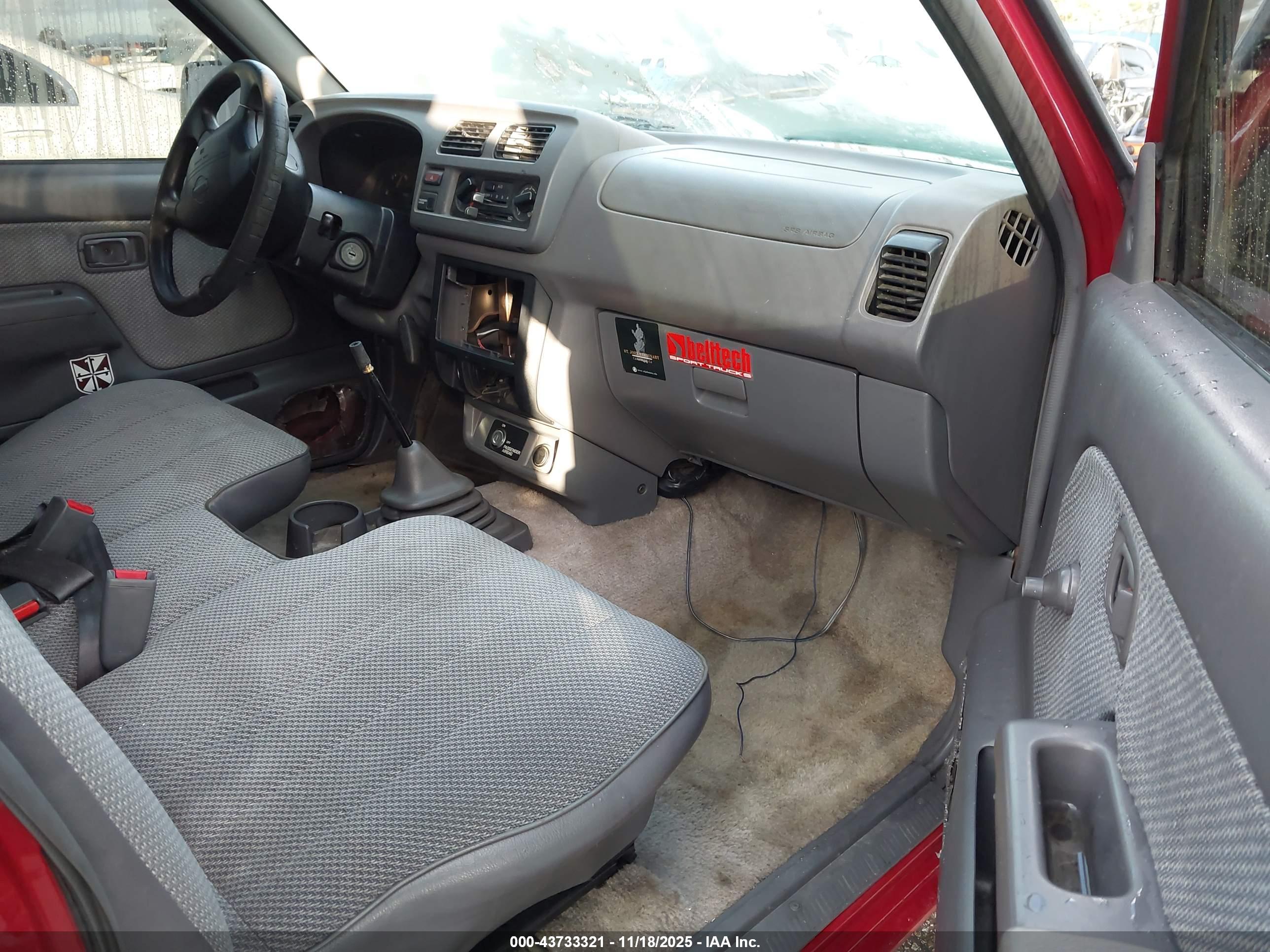NISSAN FRONTIER image 5