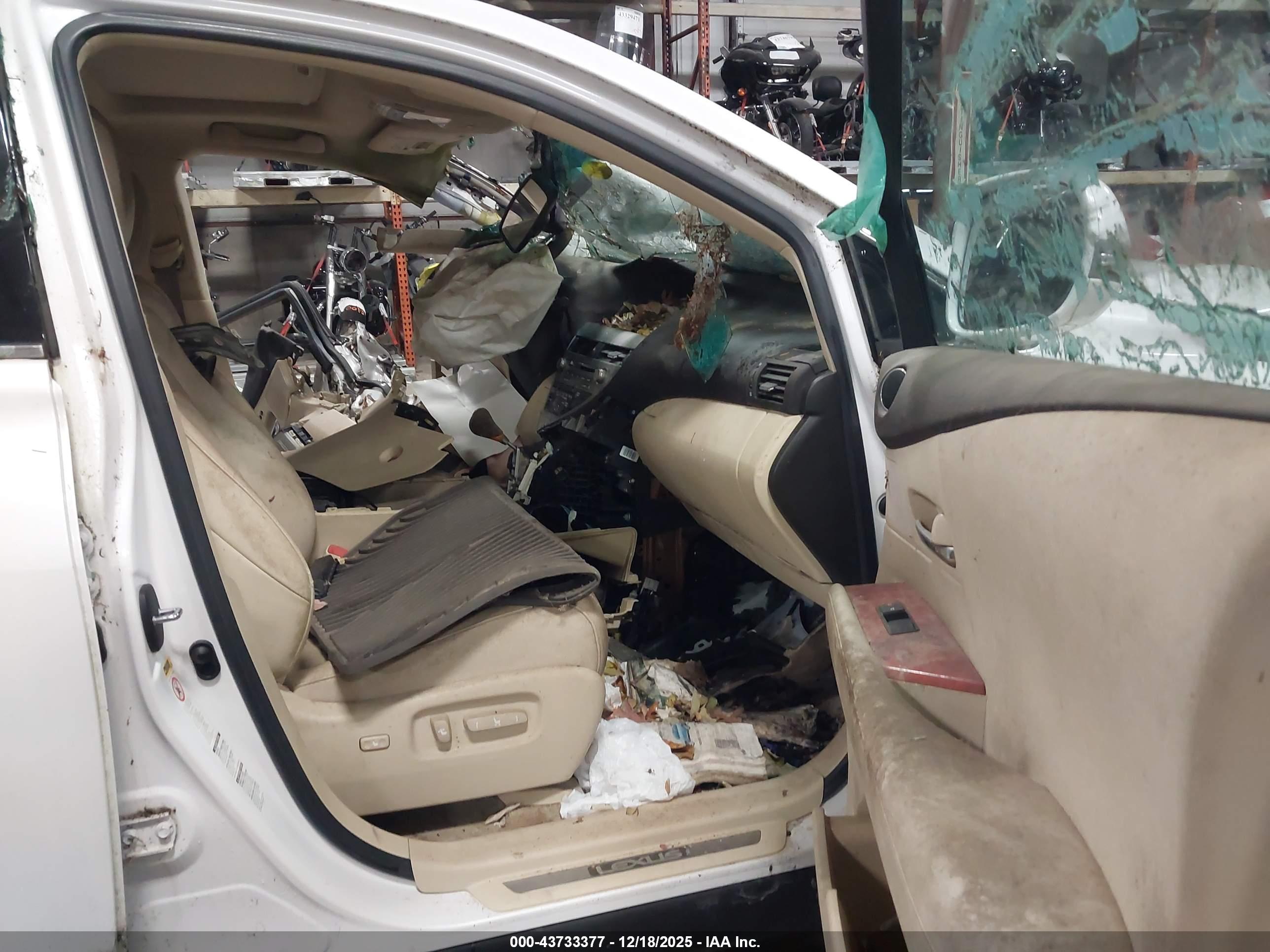LEXUS RX image 5