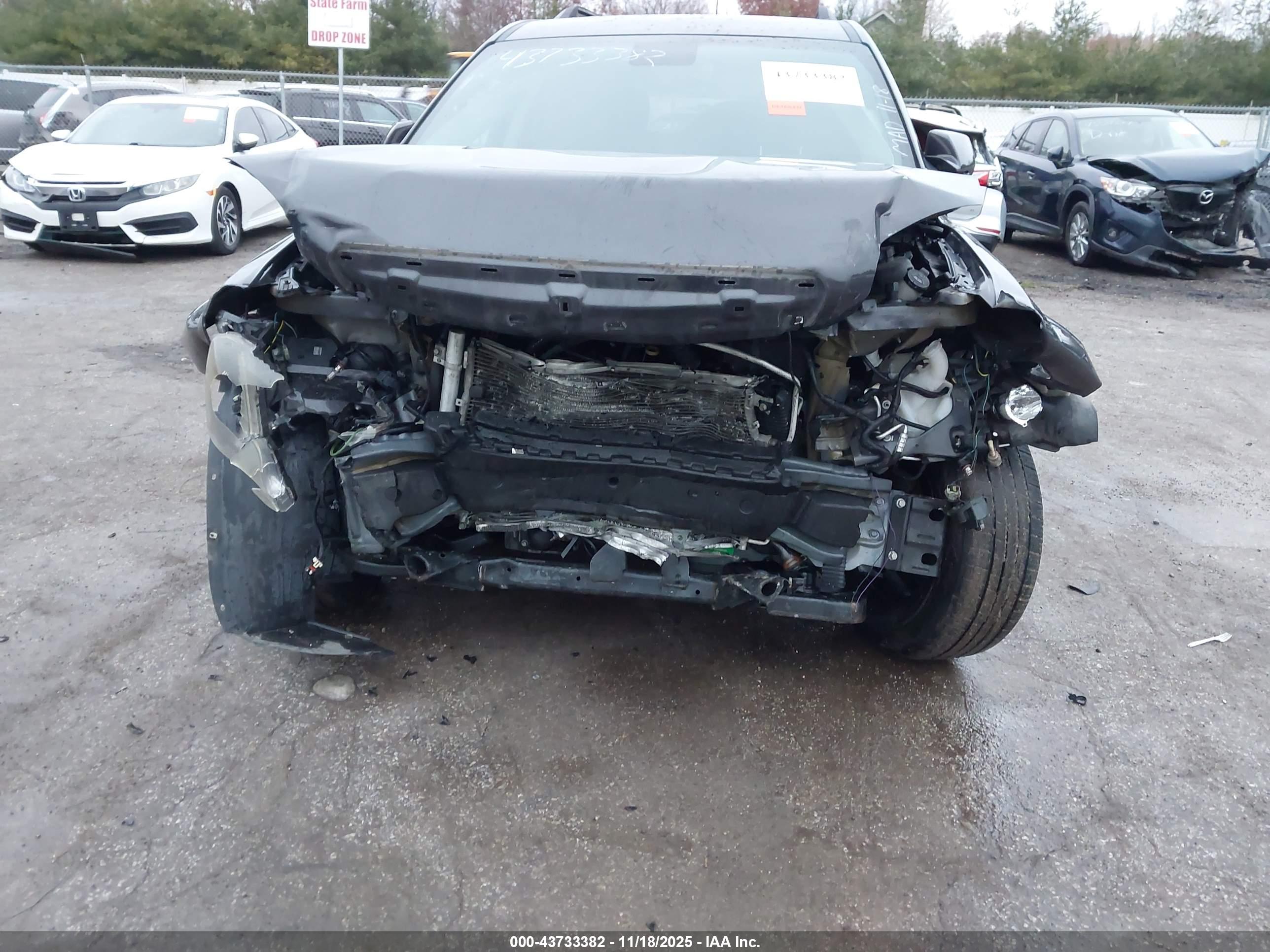 GMC TERRAIN image 6