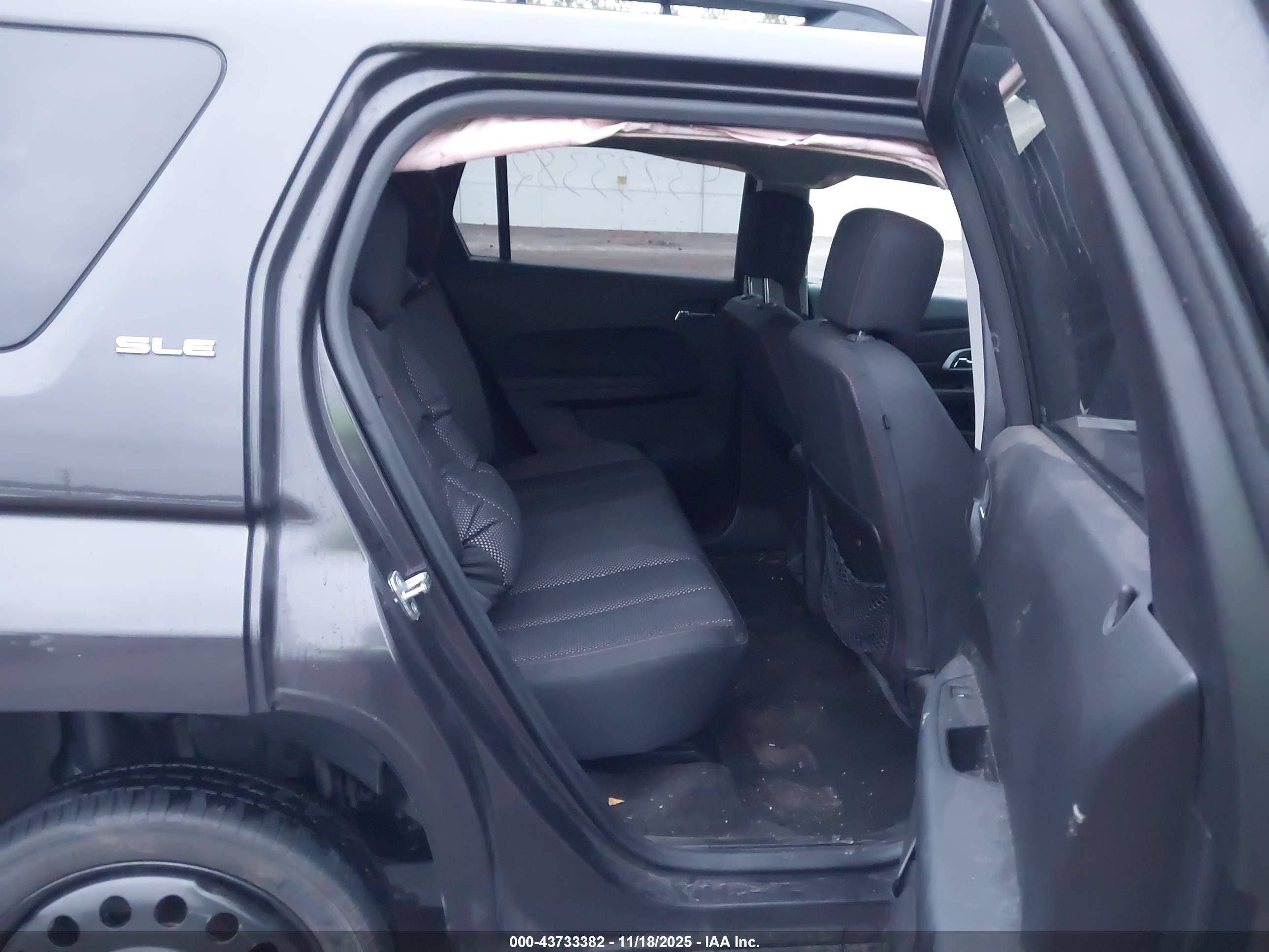 GMC TERRAIN image 8