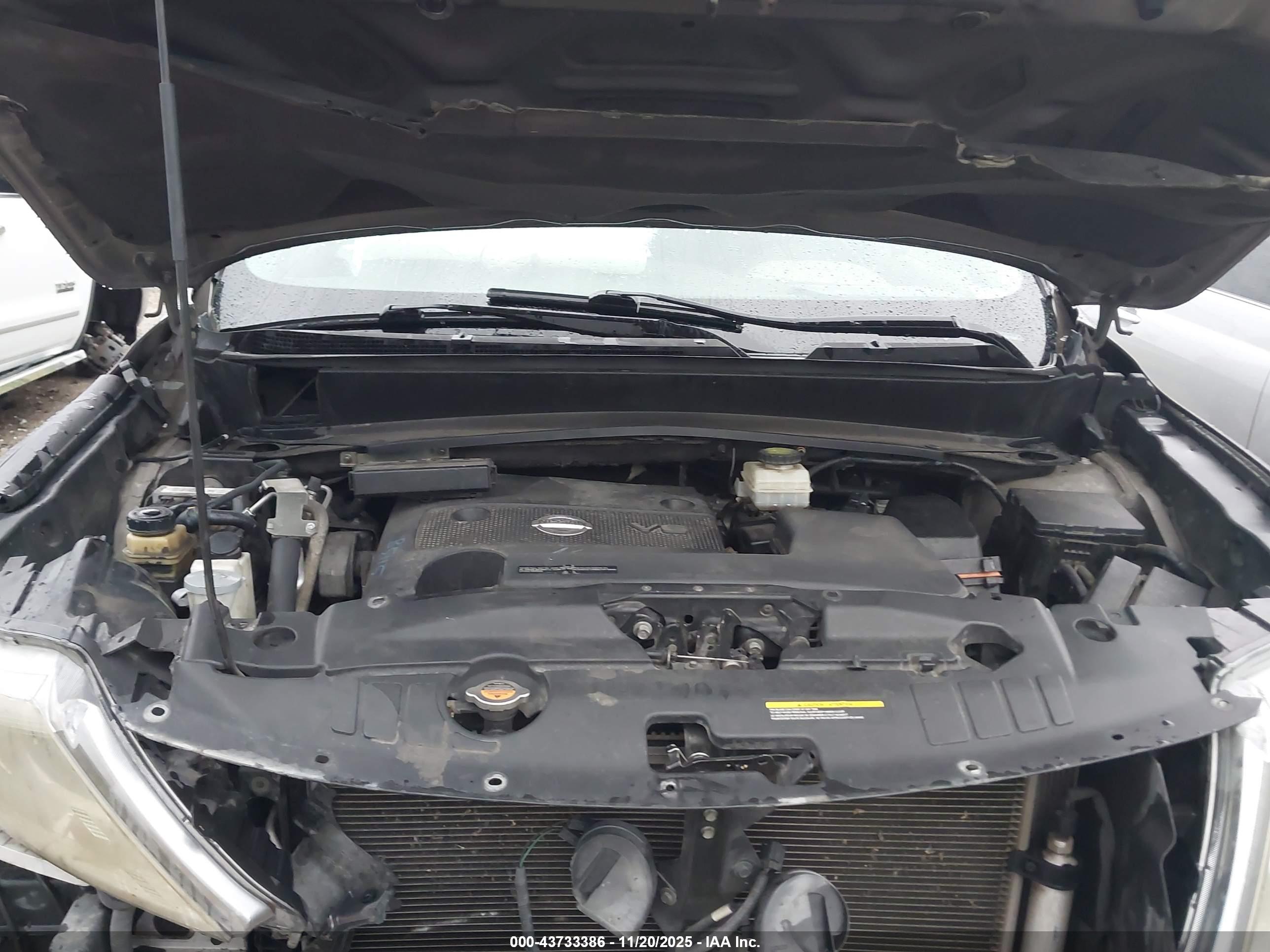 NISSAN PATHFINDER image 10