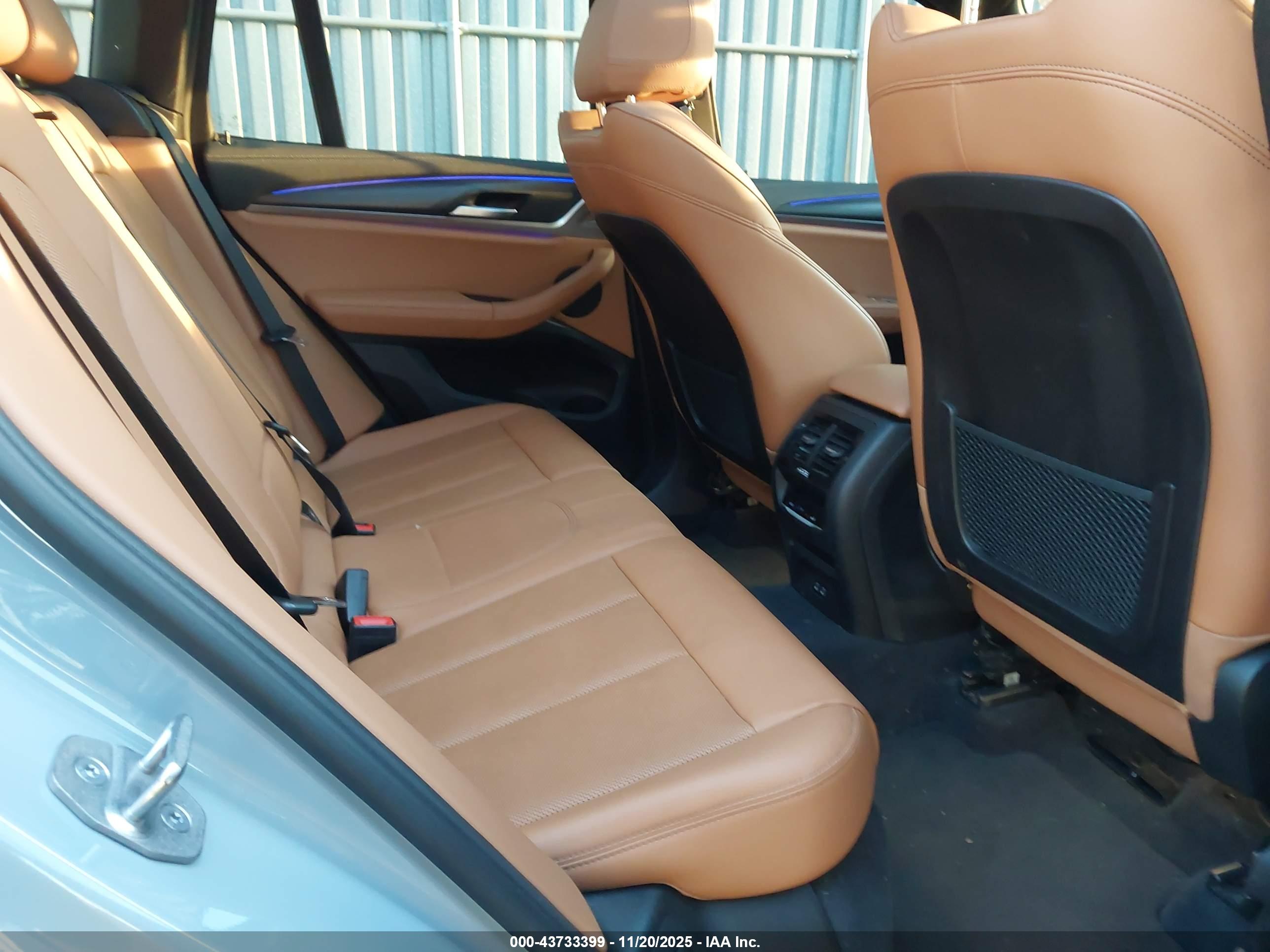 BMW X3 image 8