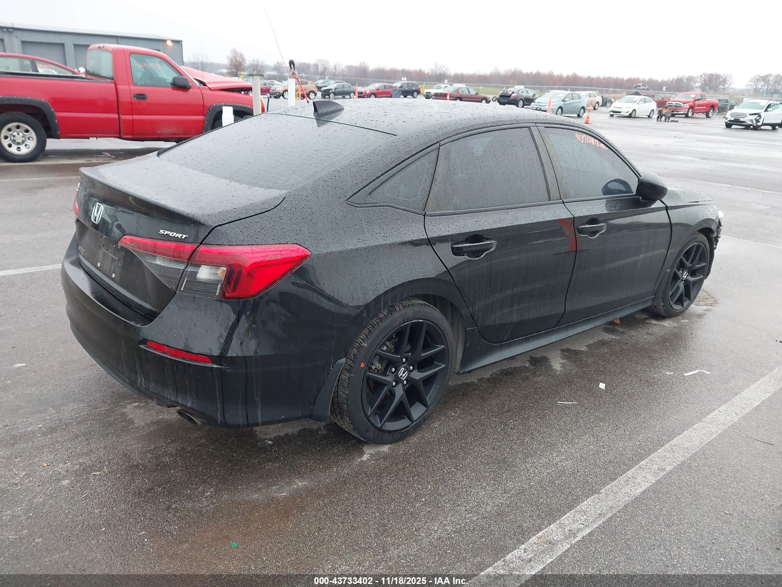 HONDA CIVIC image 4